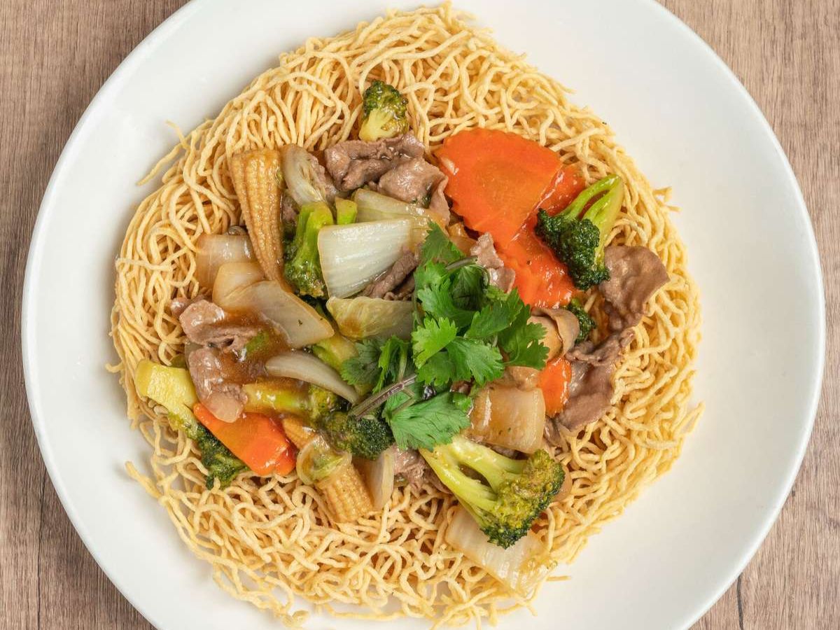 Mì Xào Giòn (Crispy Egg Noodle)