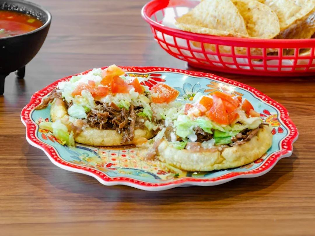 Sopes.