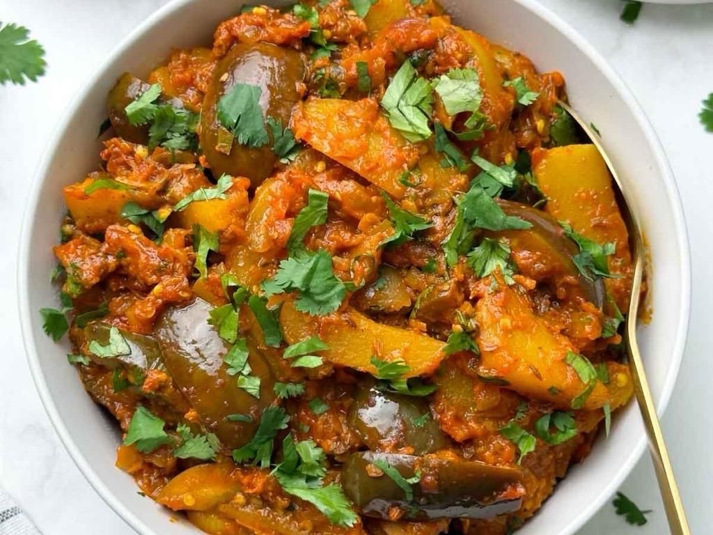 Aloo Bangan (V, GF, NF, DF).