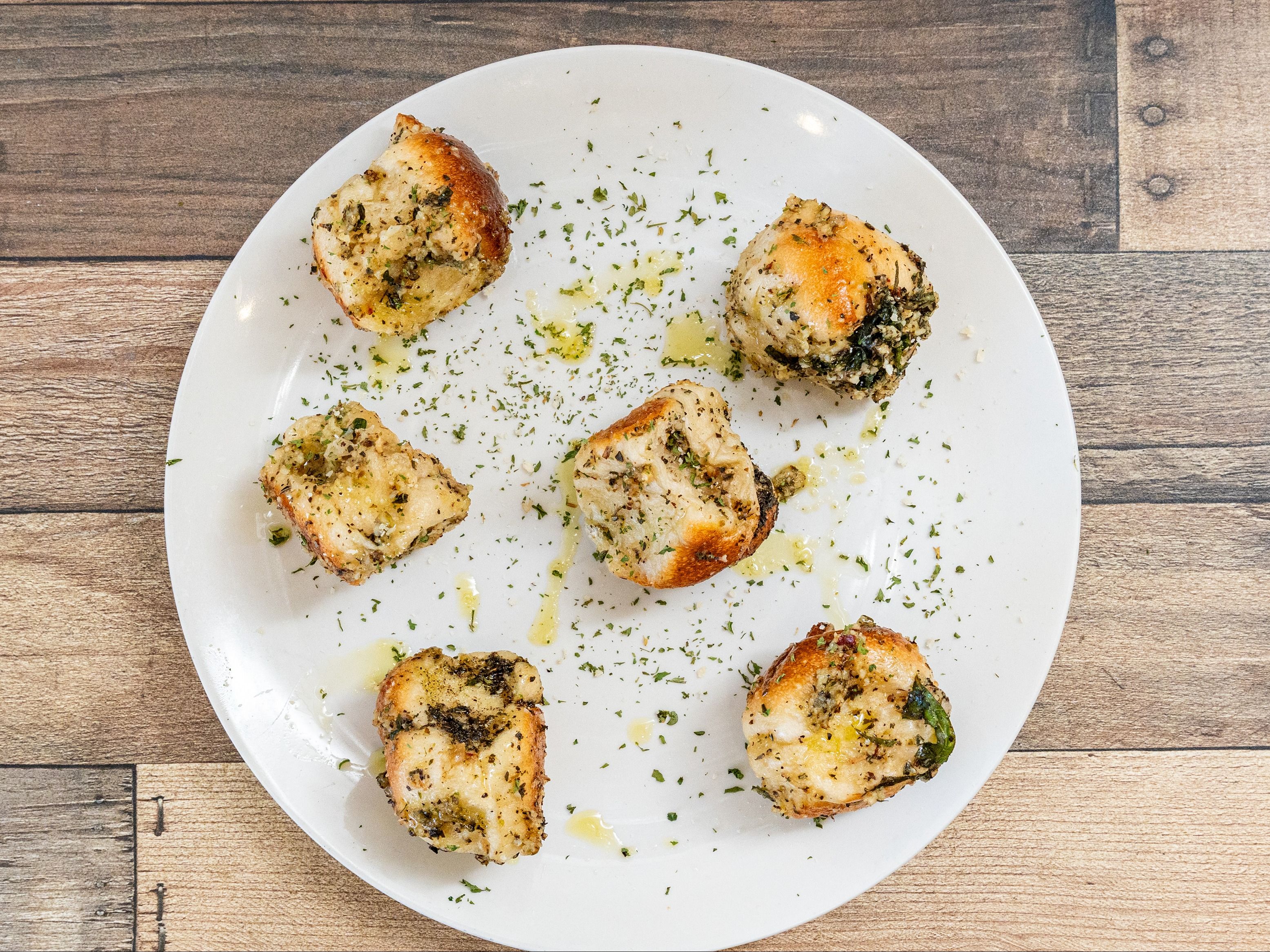 Garlic Knots.