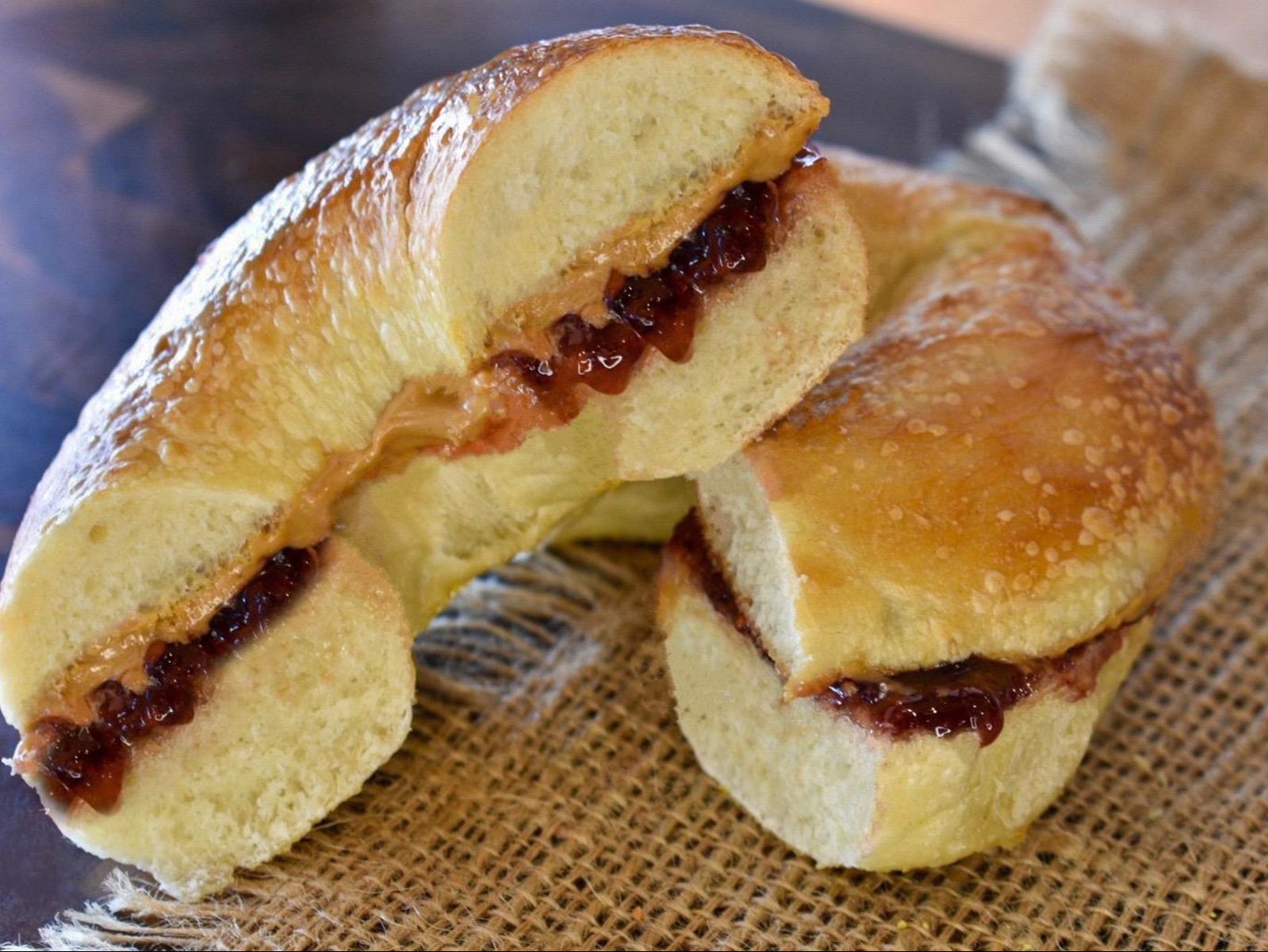 BAGEL PB&J.