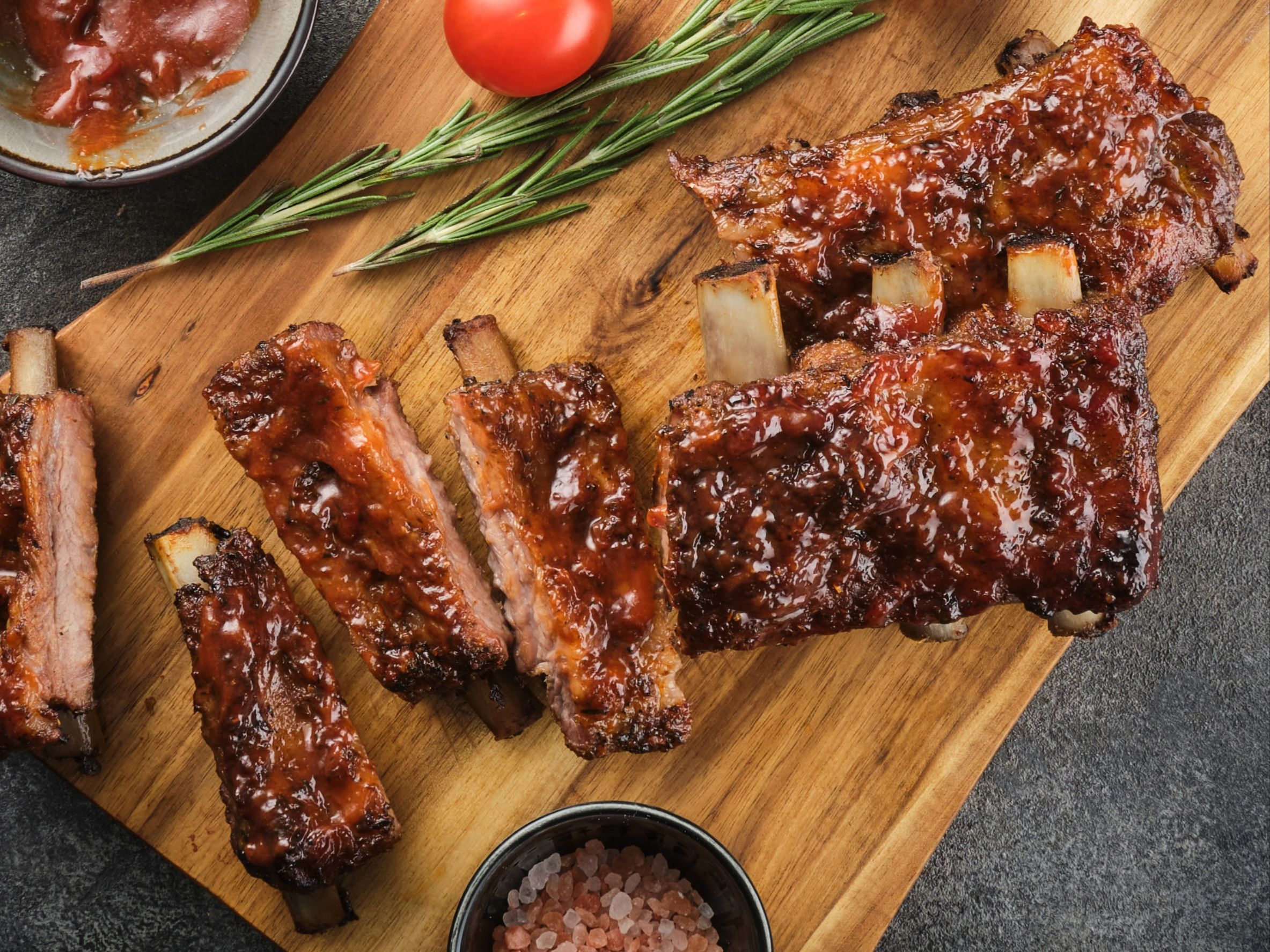 Lunch De Costillas (3pc) (Pork Ribs Lunch Special).