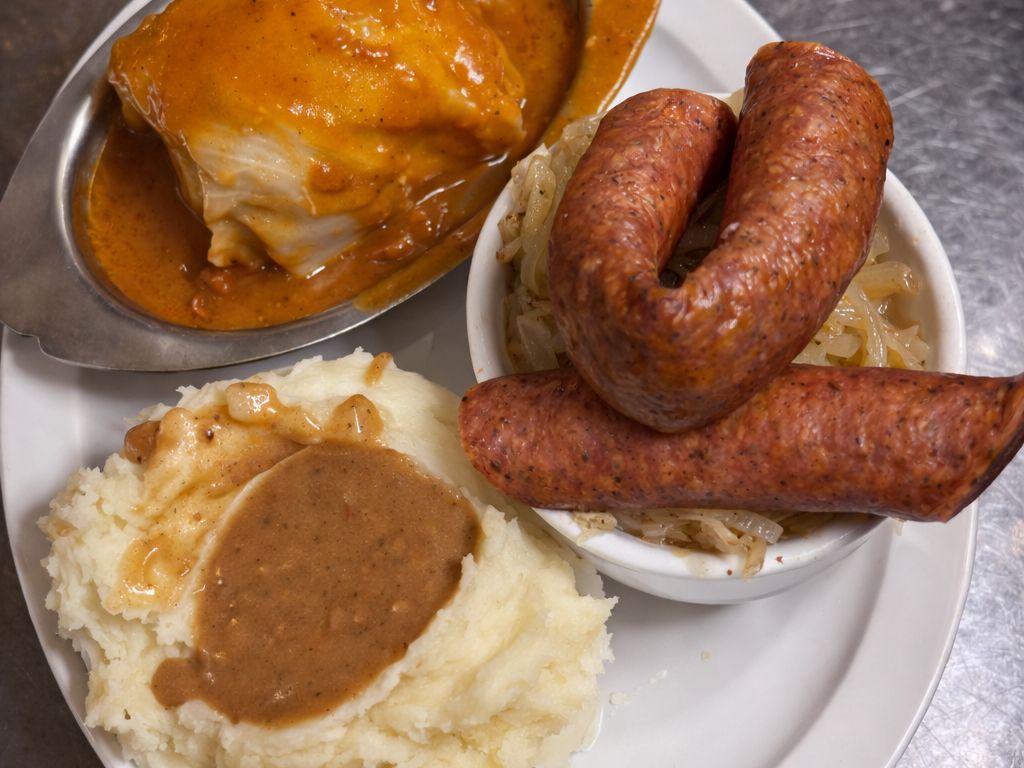 Golabek & Kielbasa.