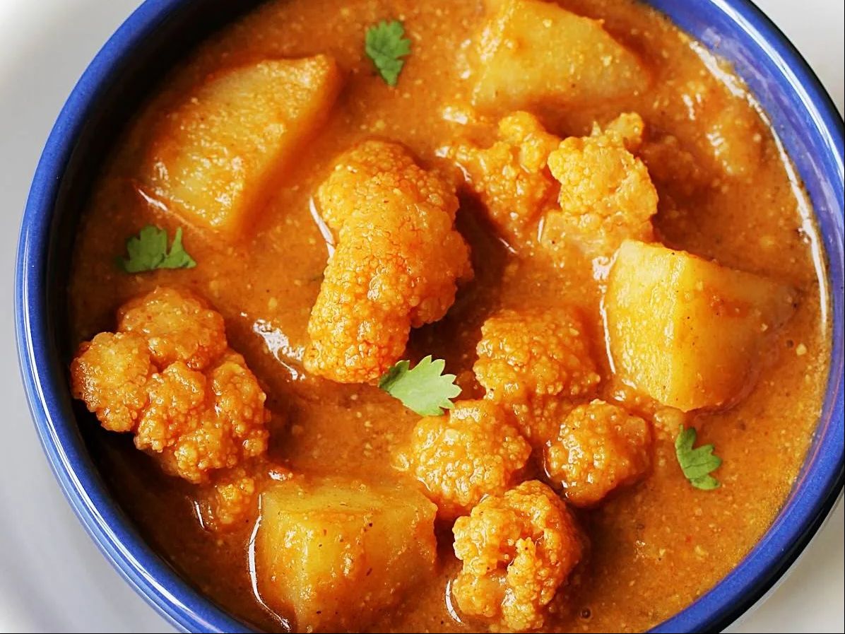 Delicious Saag Dishes: Biryani, Tikka Masala, Curry