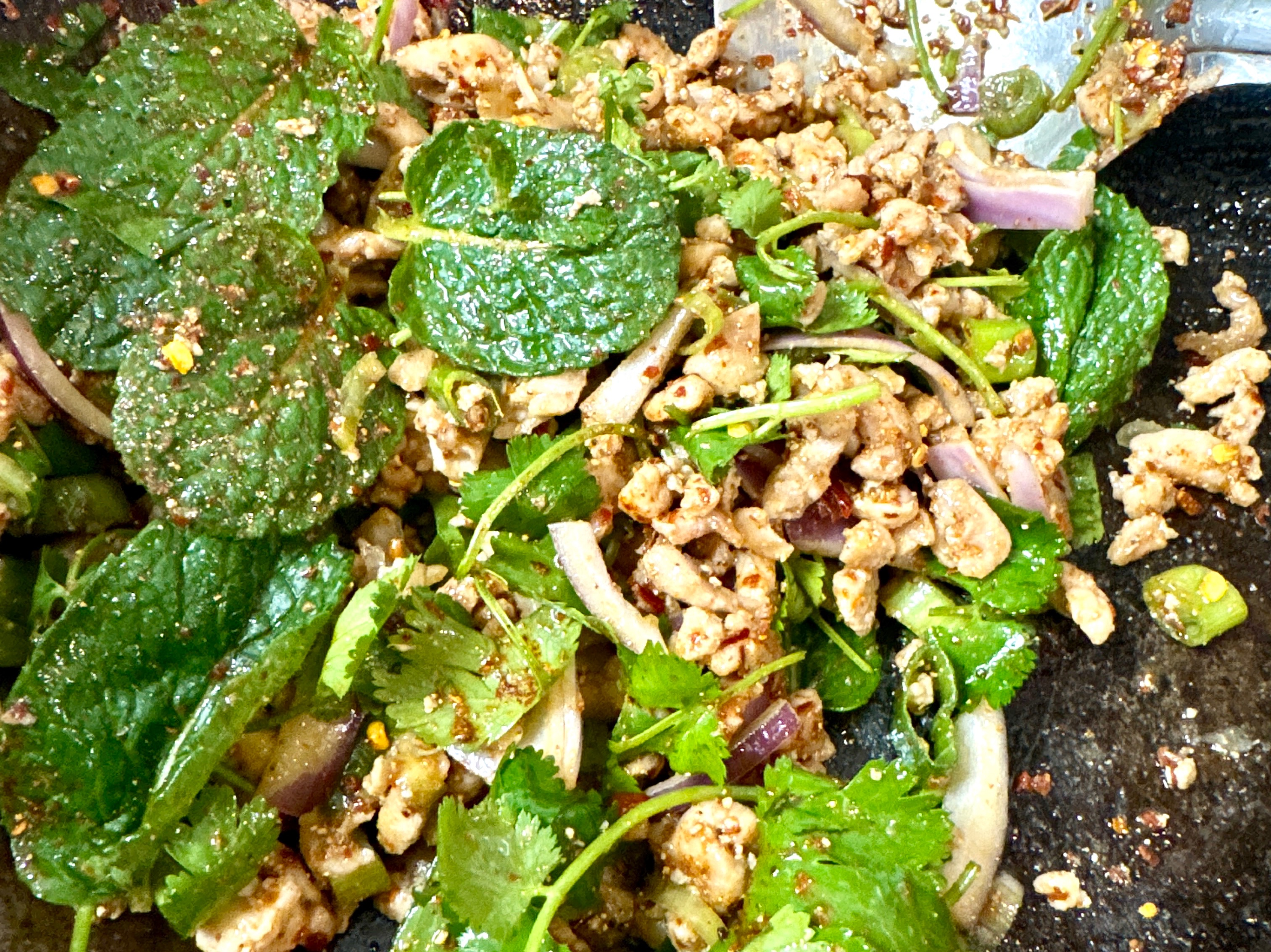 #12 Laab / Minced Meat Salad.