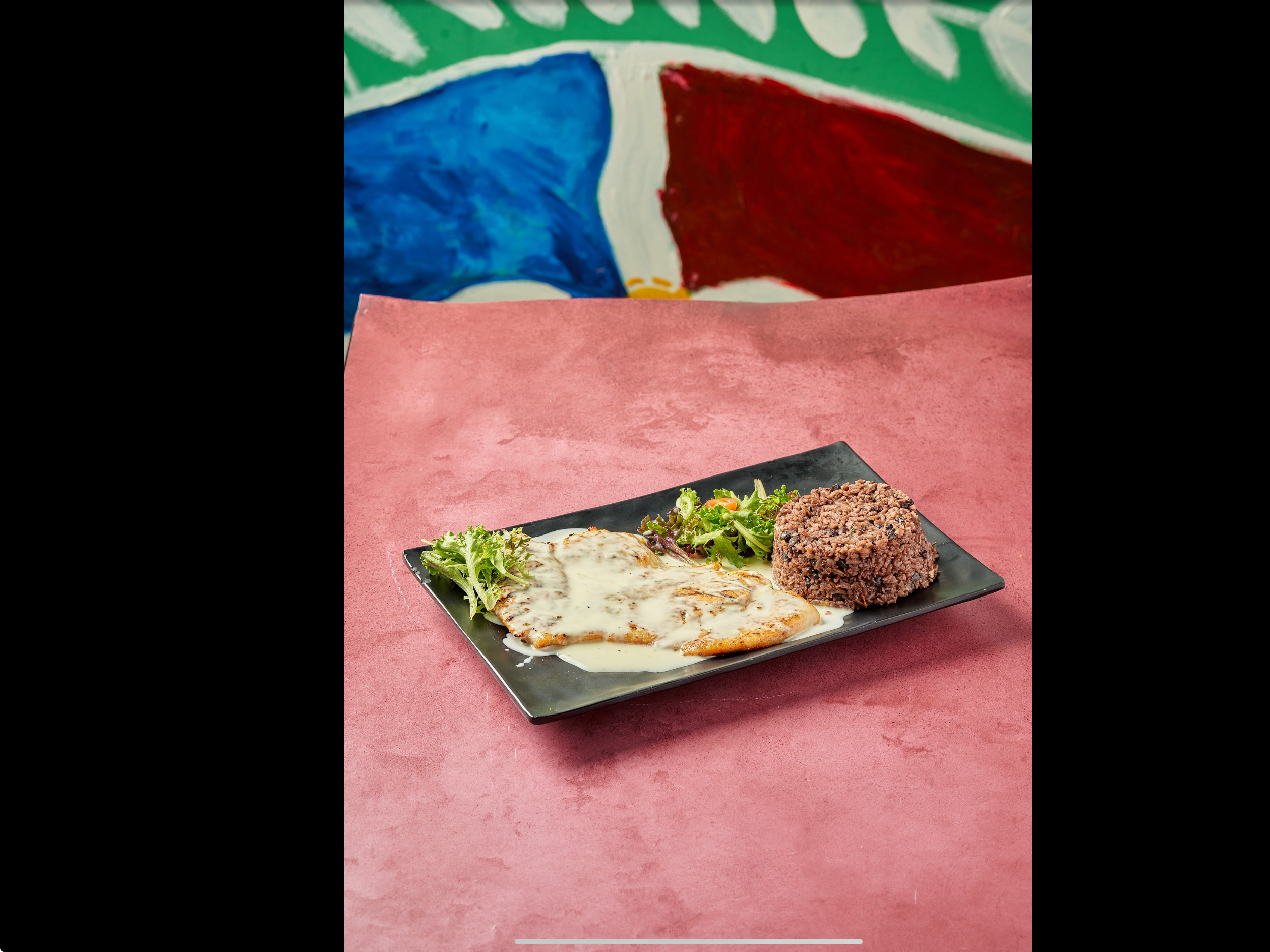 Pechuga En Crema Blanca ( Cream Chicken Breast )