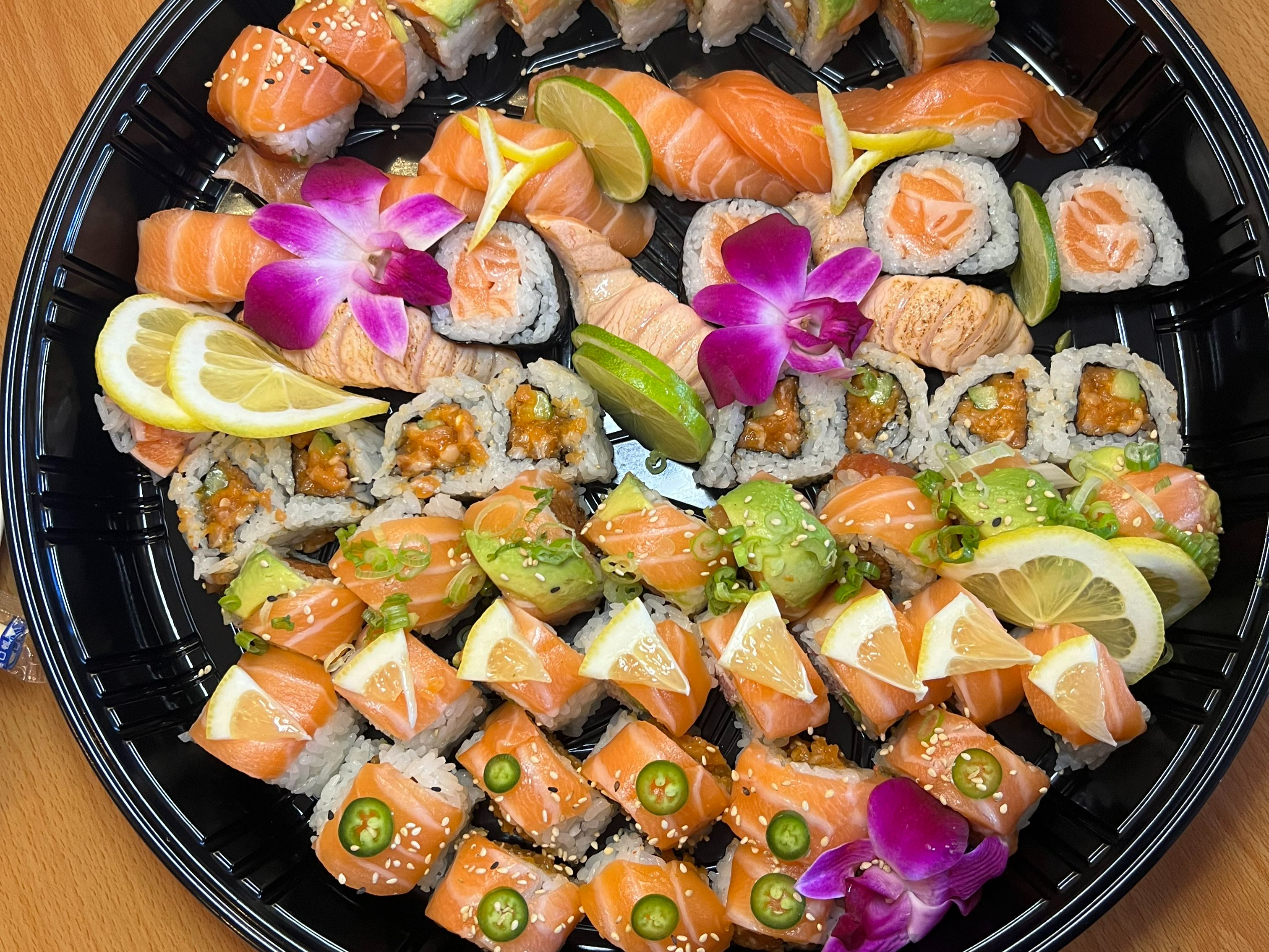 SUSHI PLATTERS SALMON LOVERS 55PCS.