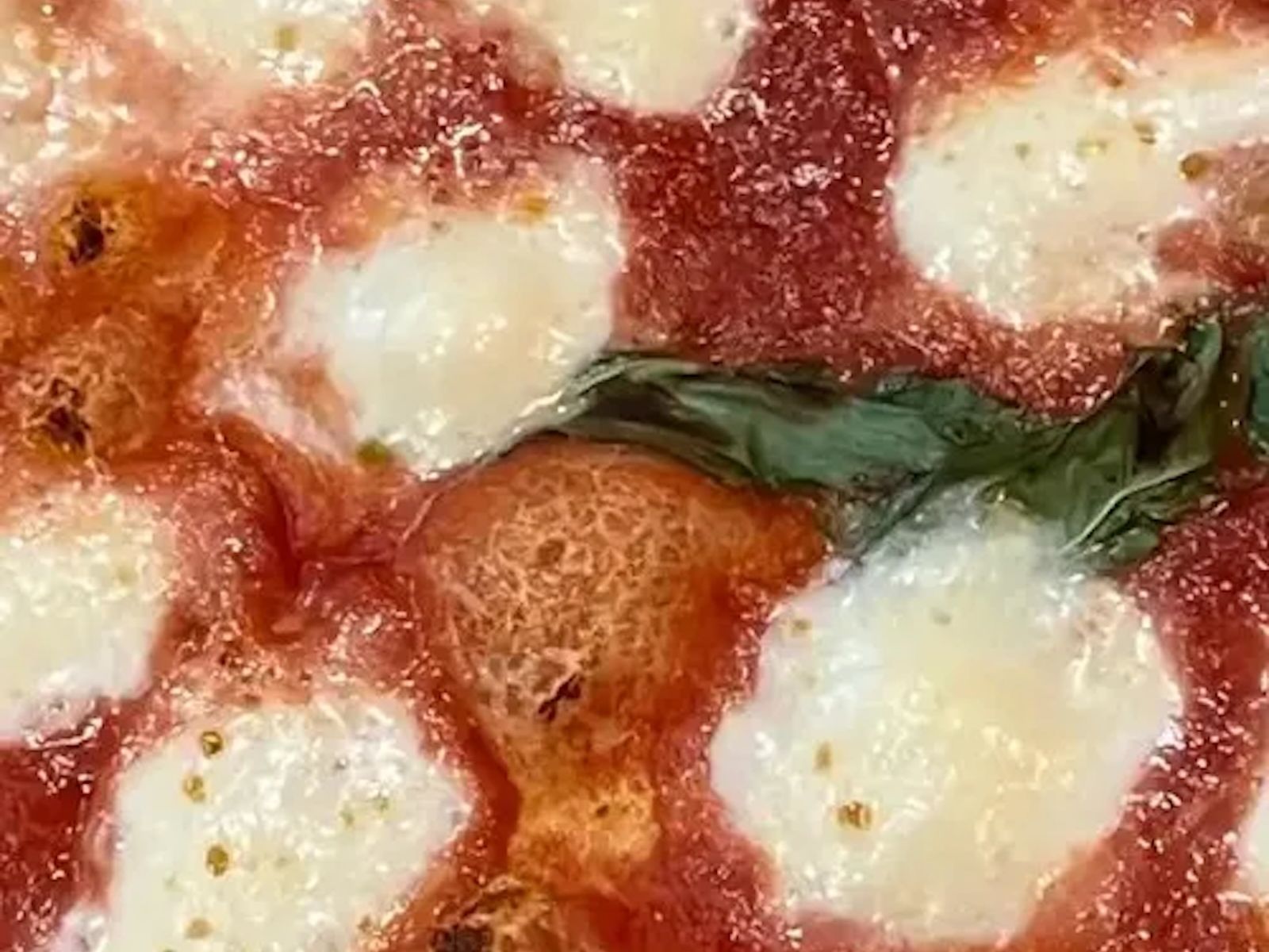 Margherita Pizza 12" (4 Slices).