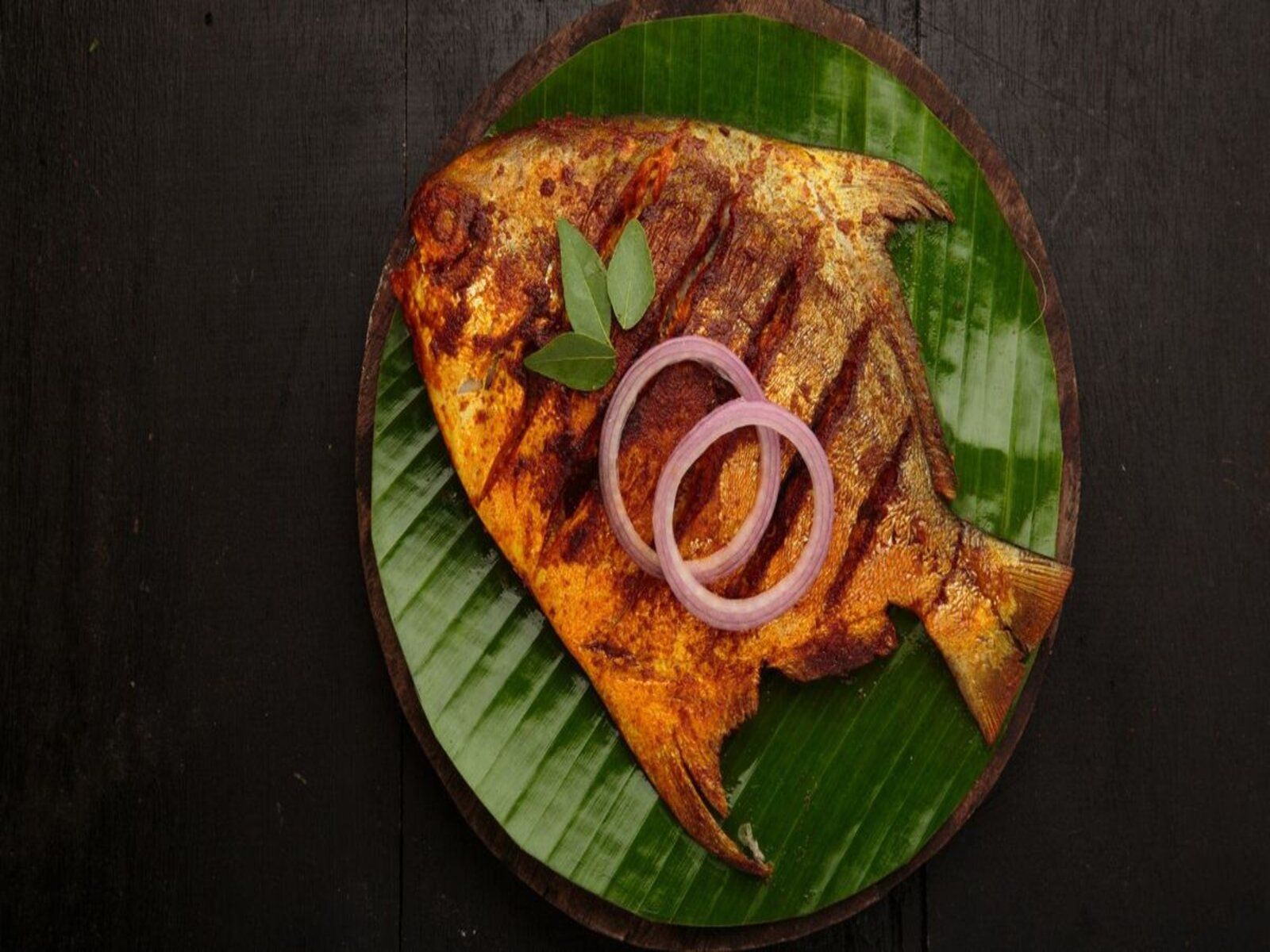 Whole Pomfret Delight.