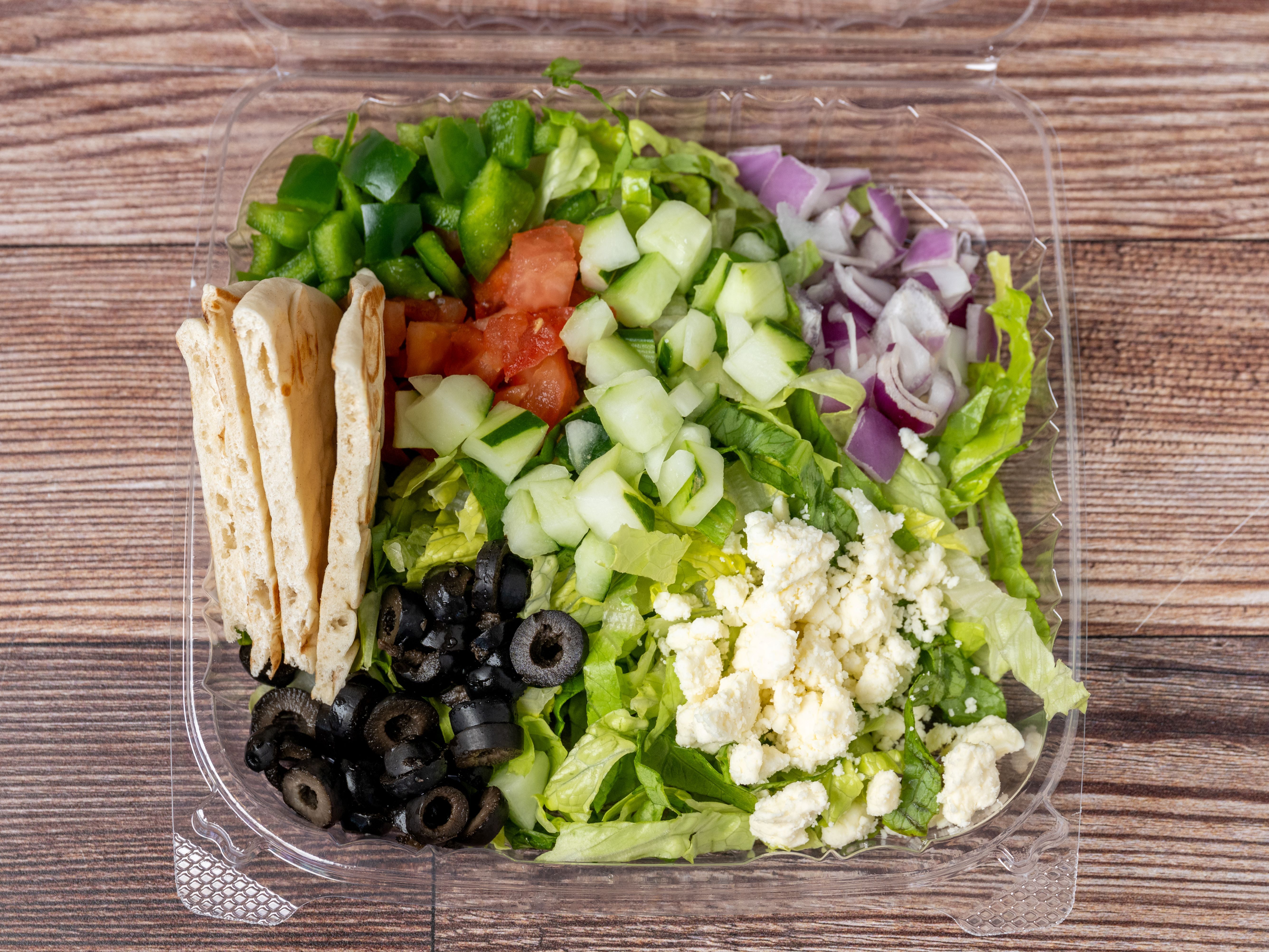 Greek Salad Regular.