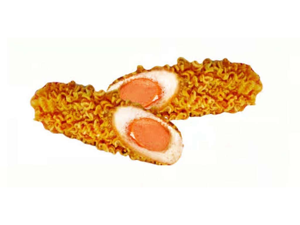 C10. Crispy Ramen Whole Sausage ( Xuc Xich / Mi).
