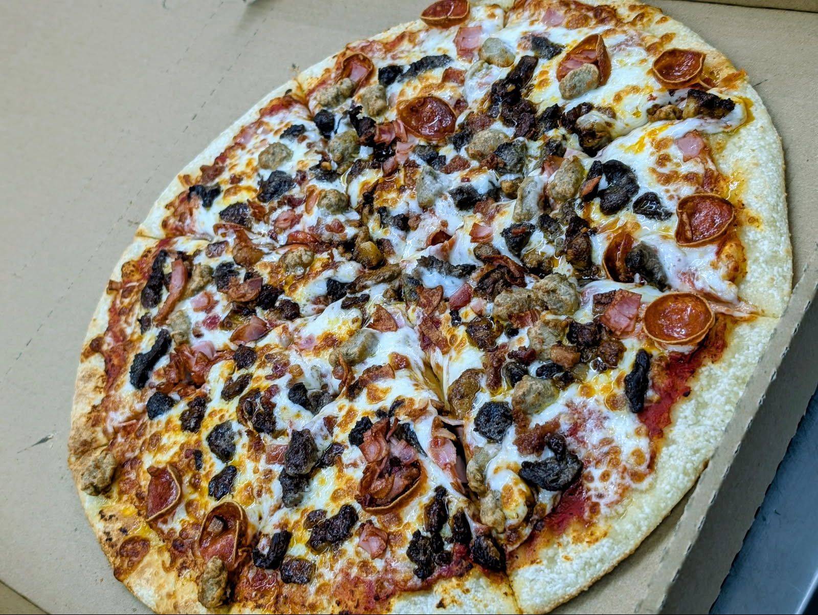 Meaty Cheesy-Pizza