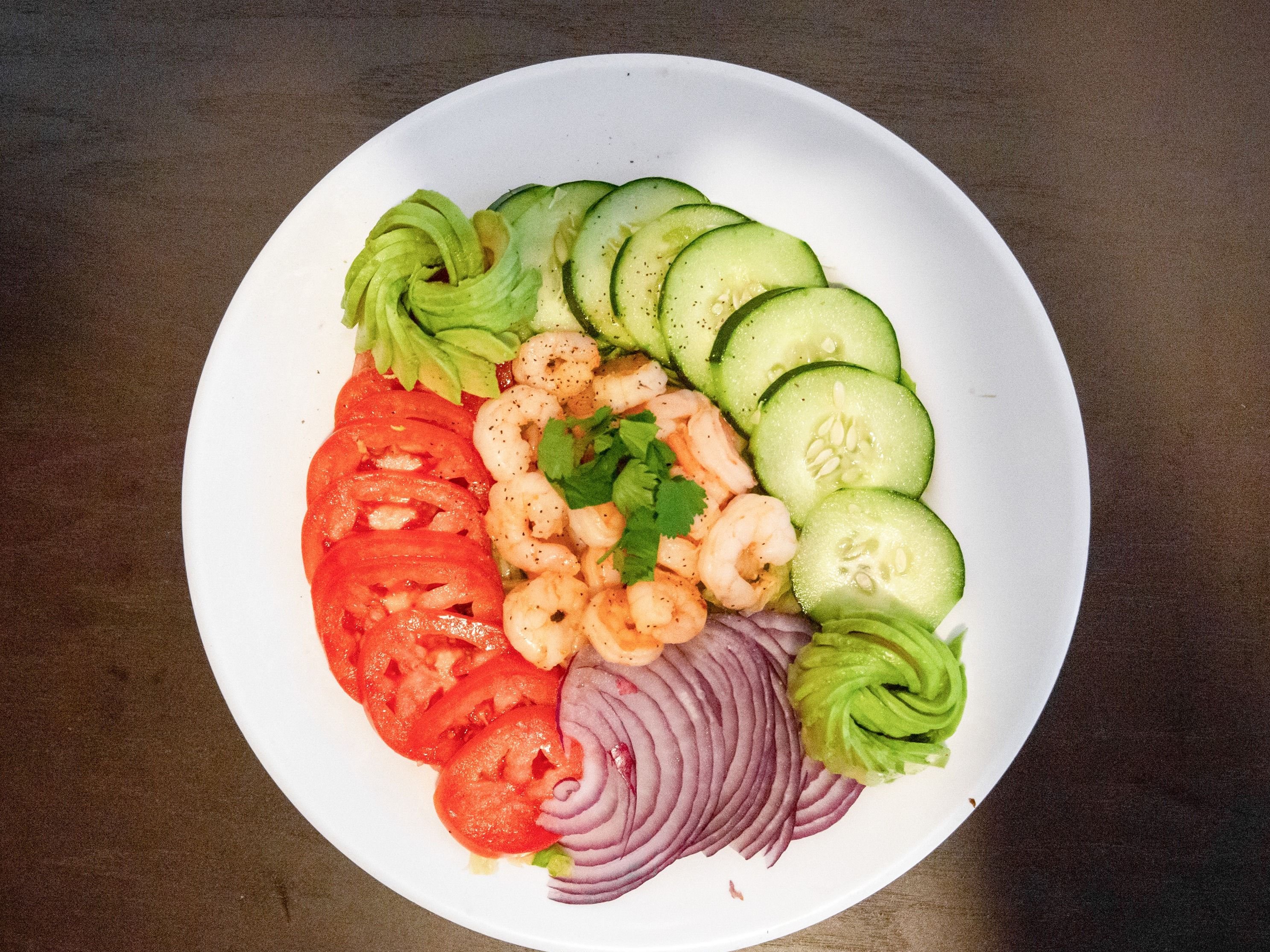 Grilled Shrimp & Avocado salad