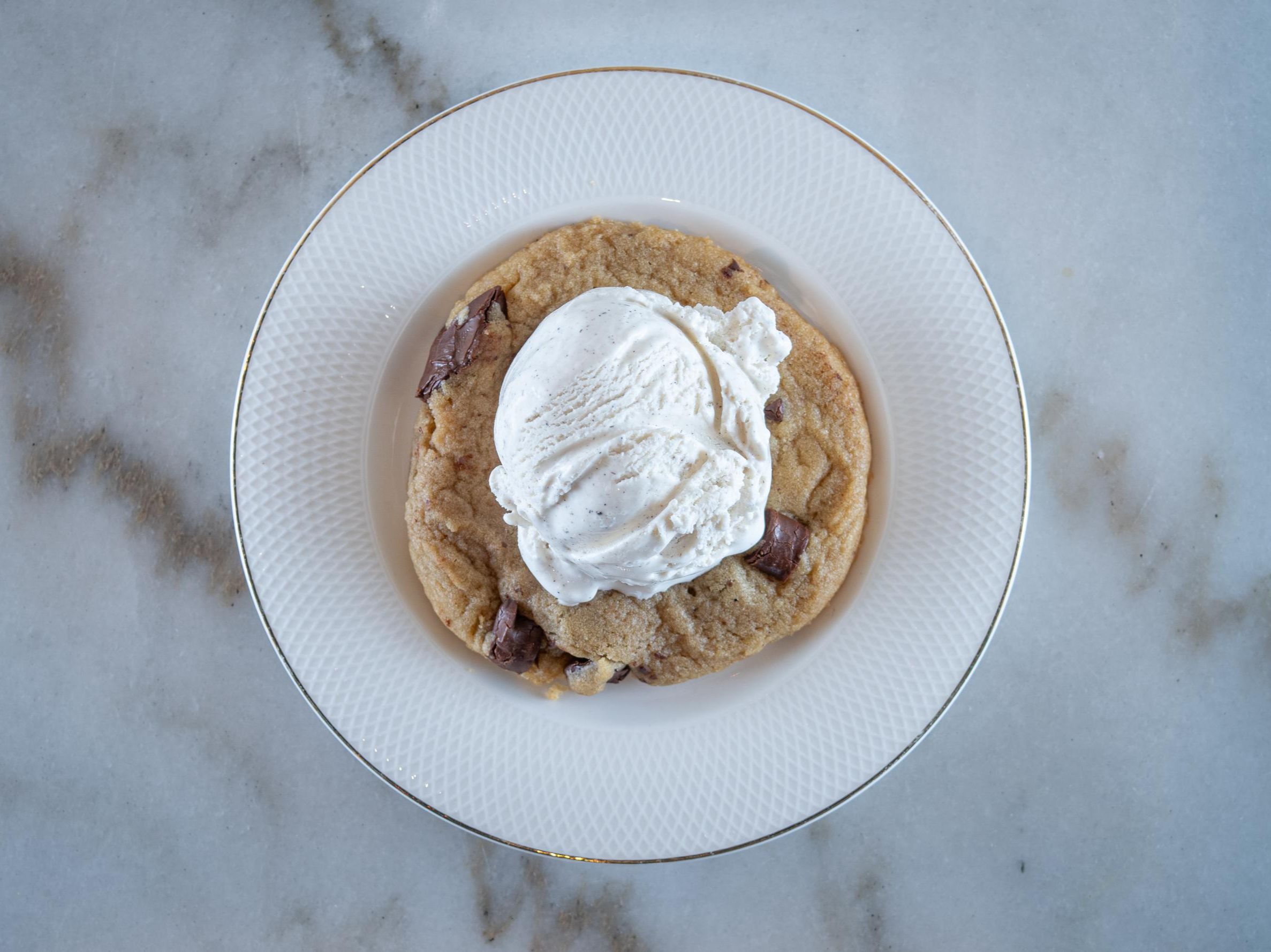 Coo-Cream (Cookie + Ice Cream).