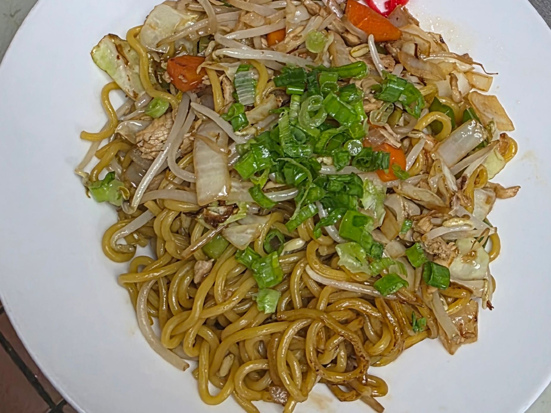 N4. Yaki Soba (chicken or chashu)
