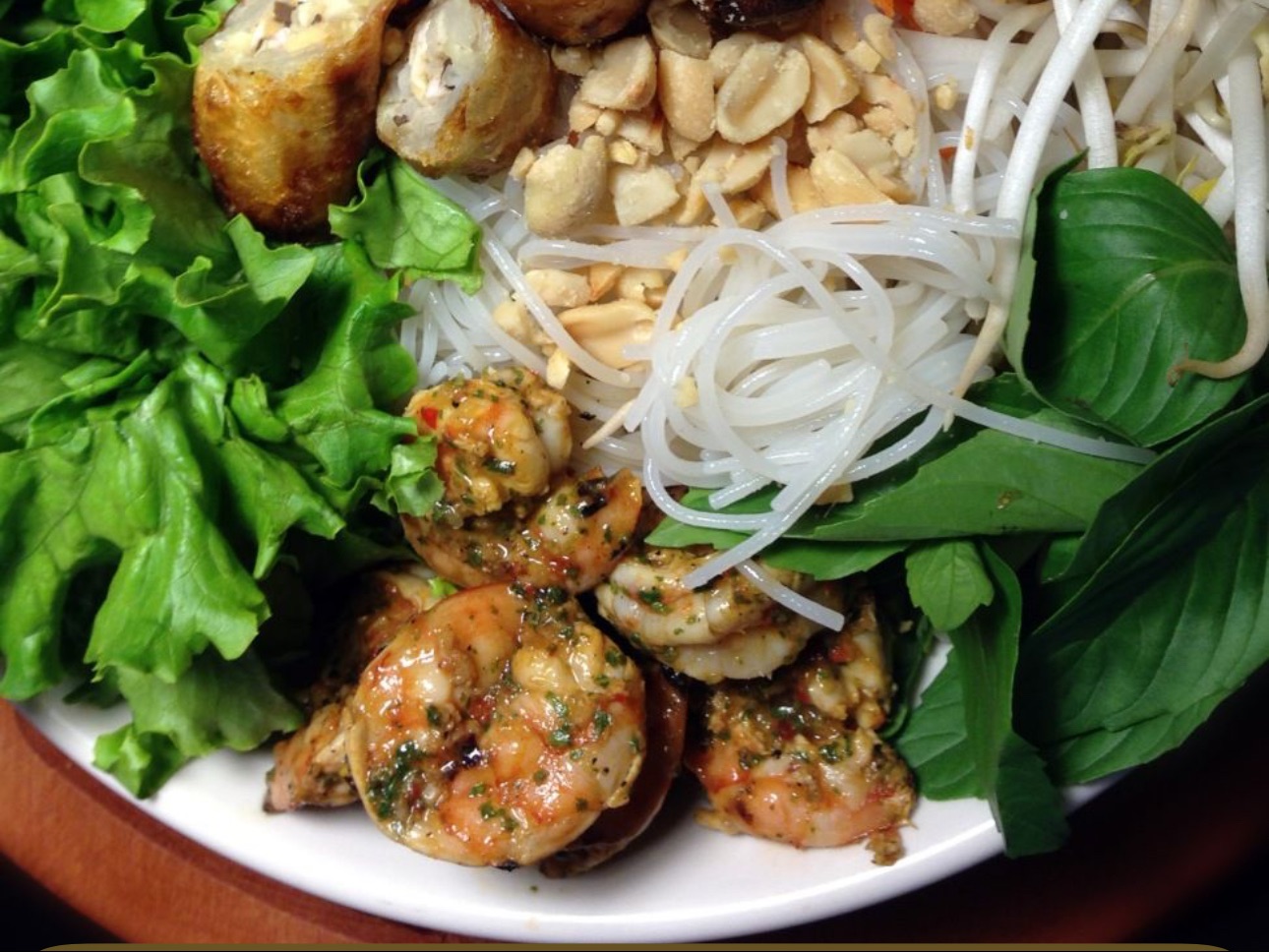 39A GRILLED SHRIMP & EGGROLL VERMICELLI.