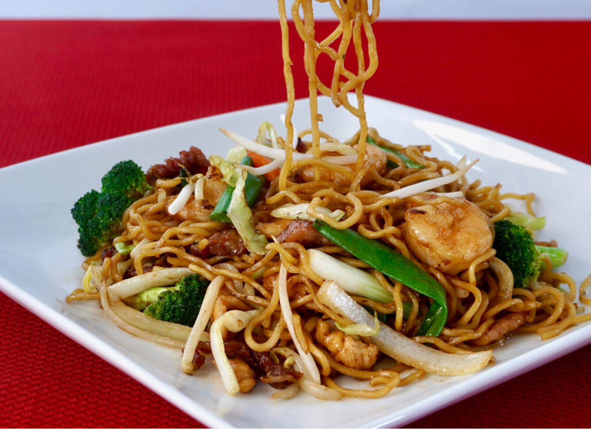 Combination Lo-Mein Noodle.
