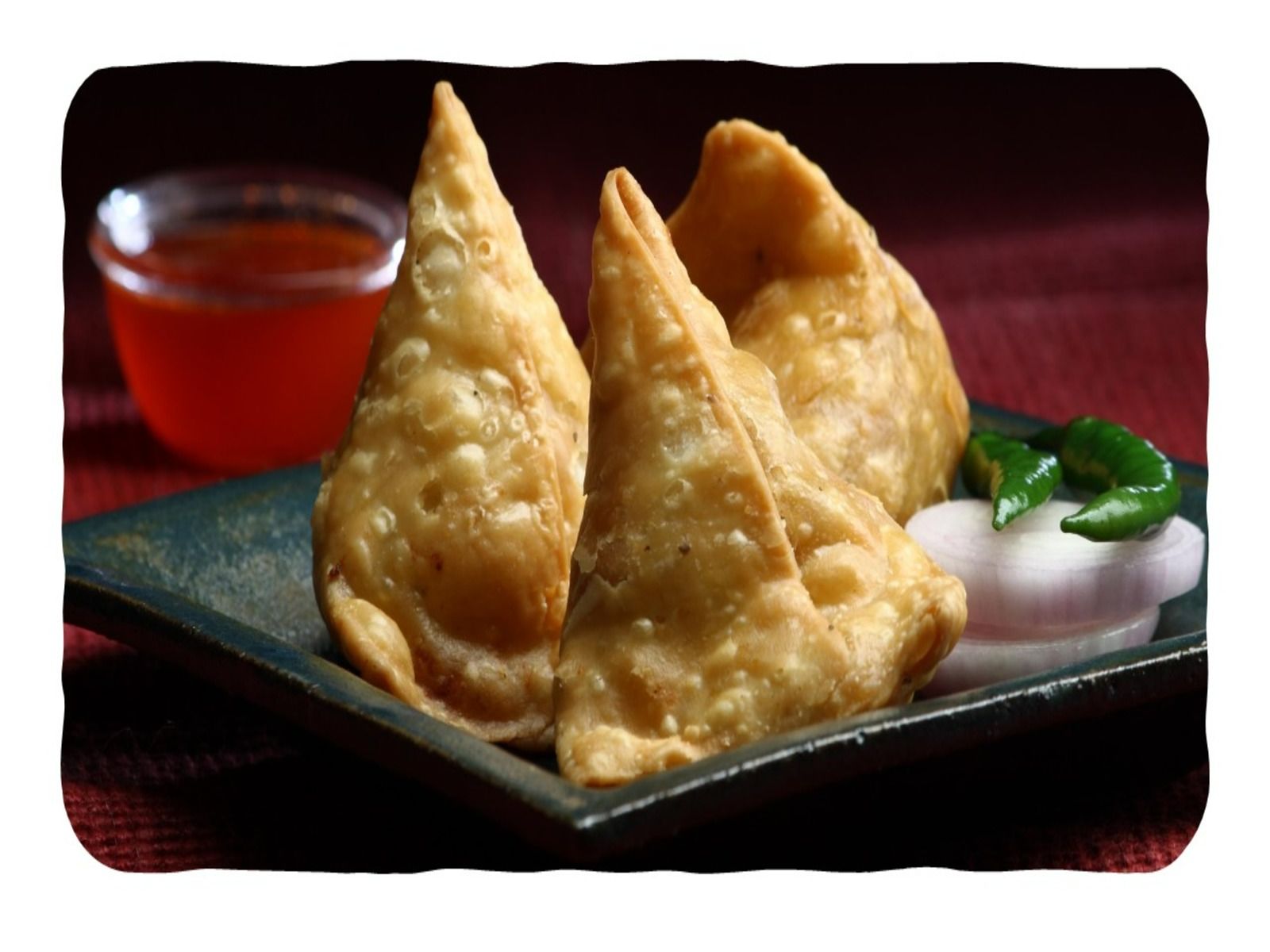 Veg Samosa - 2 Pcs