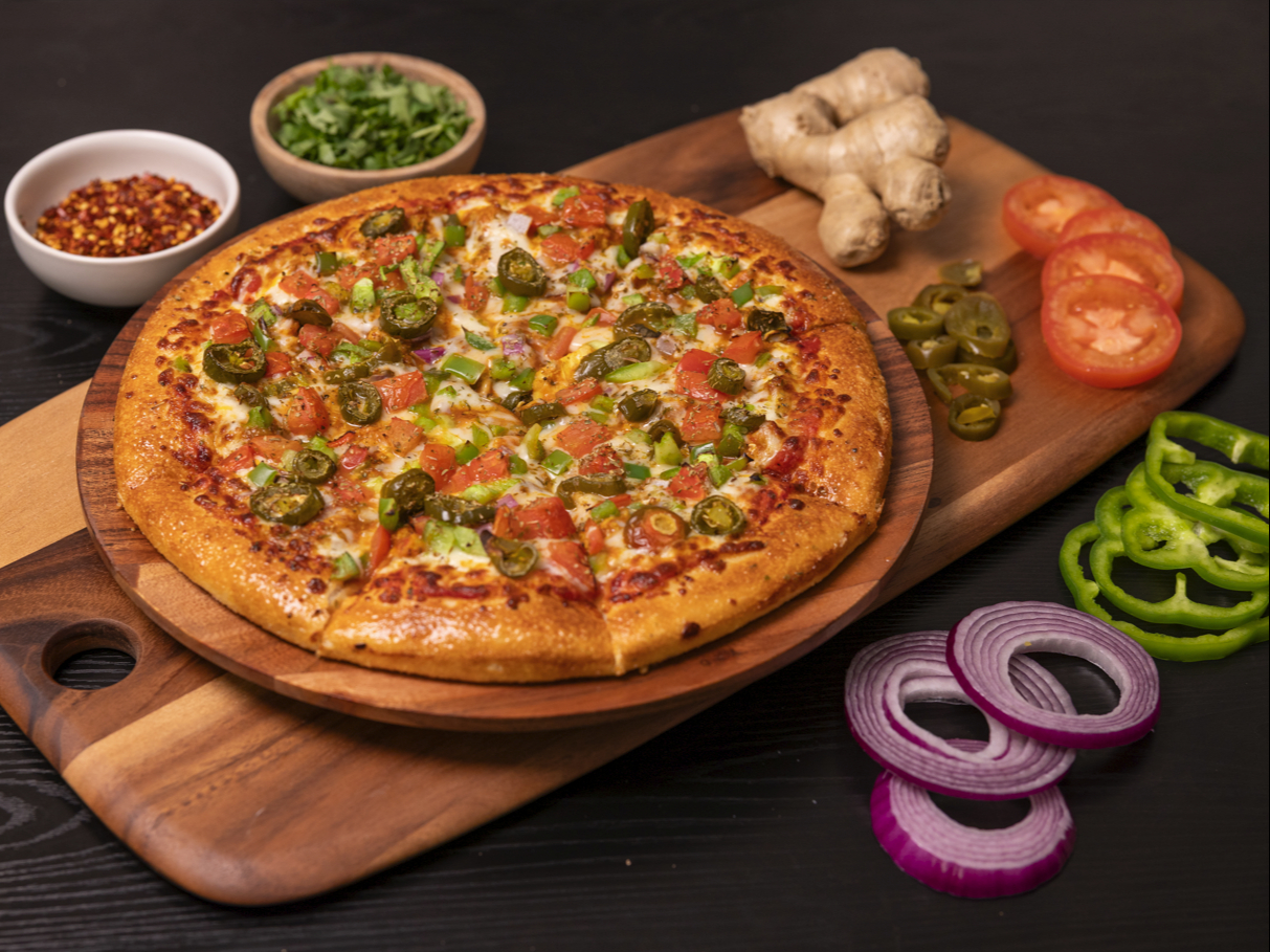 Karahi Chicken Pizza.