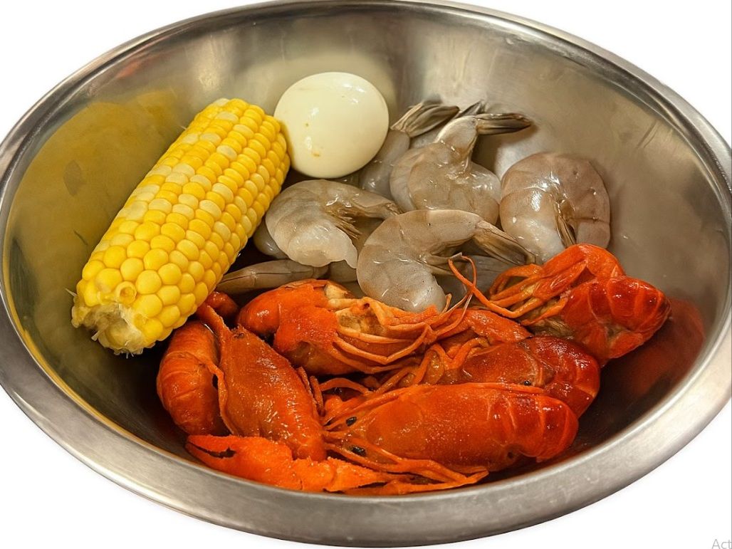 Special #4 (1/2Lb Shrimp HeadOFF, 1/2Lb Crawfish Egg/Corn)