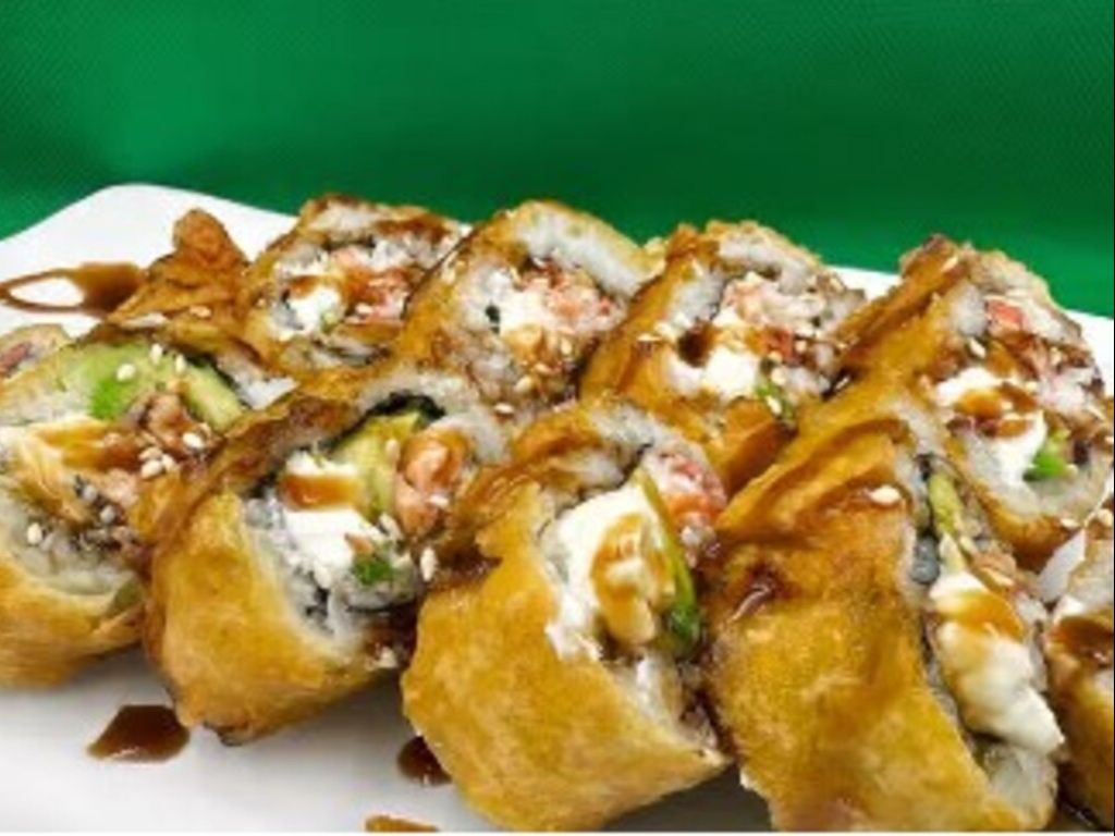 Deep Fried House Roll (8pcs).