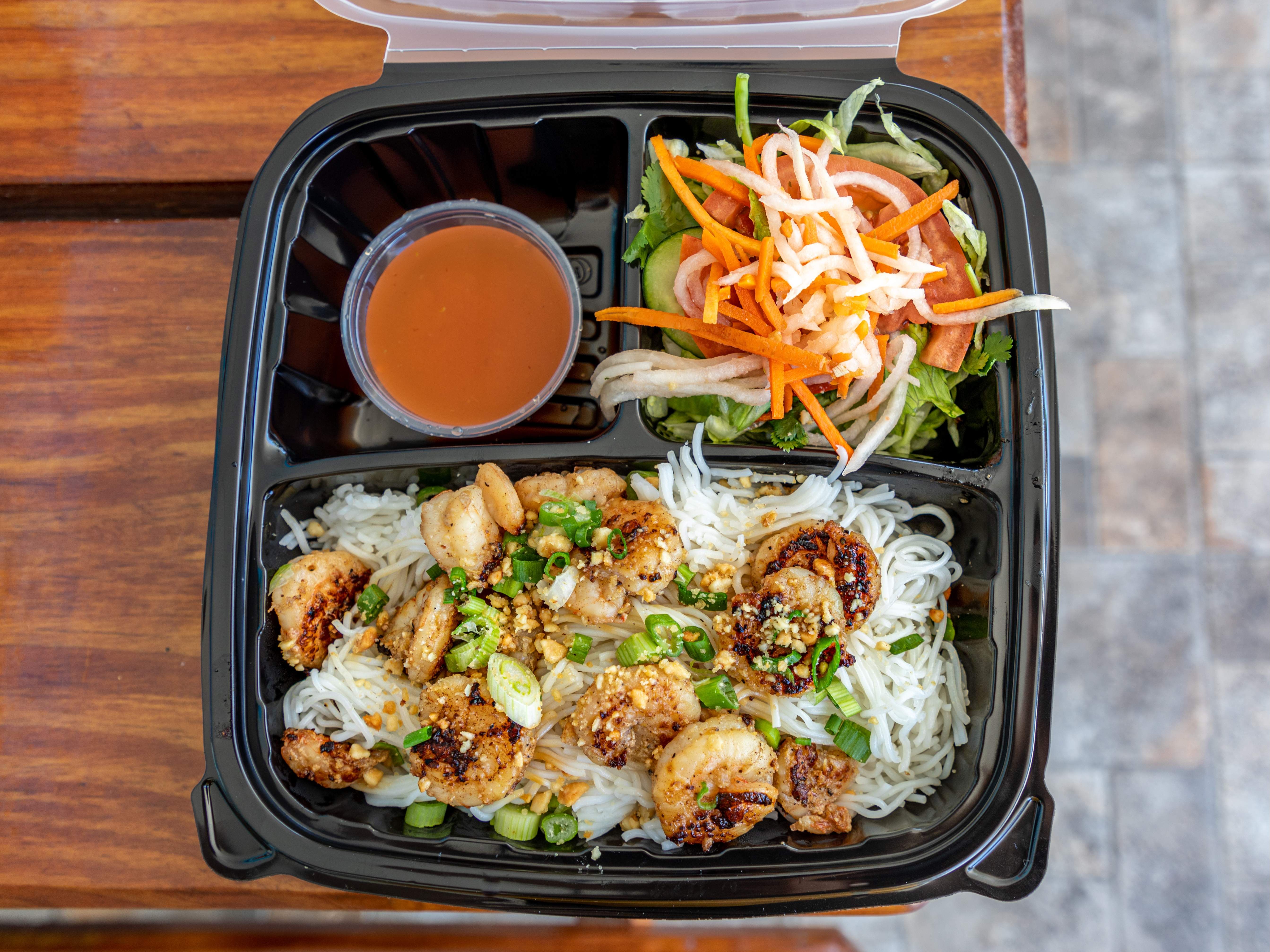 Grilled Shrimp (Tom Nuong).