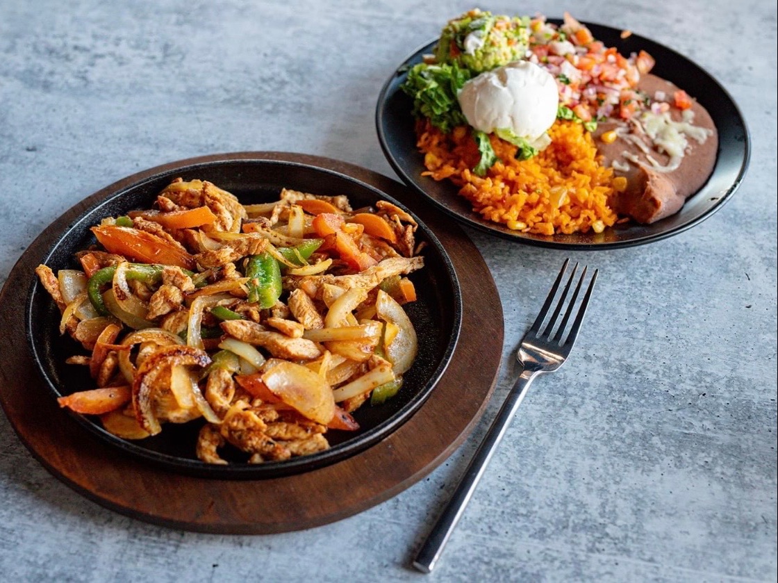 FAJITAS.