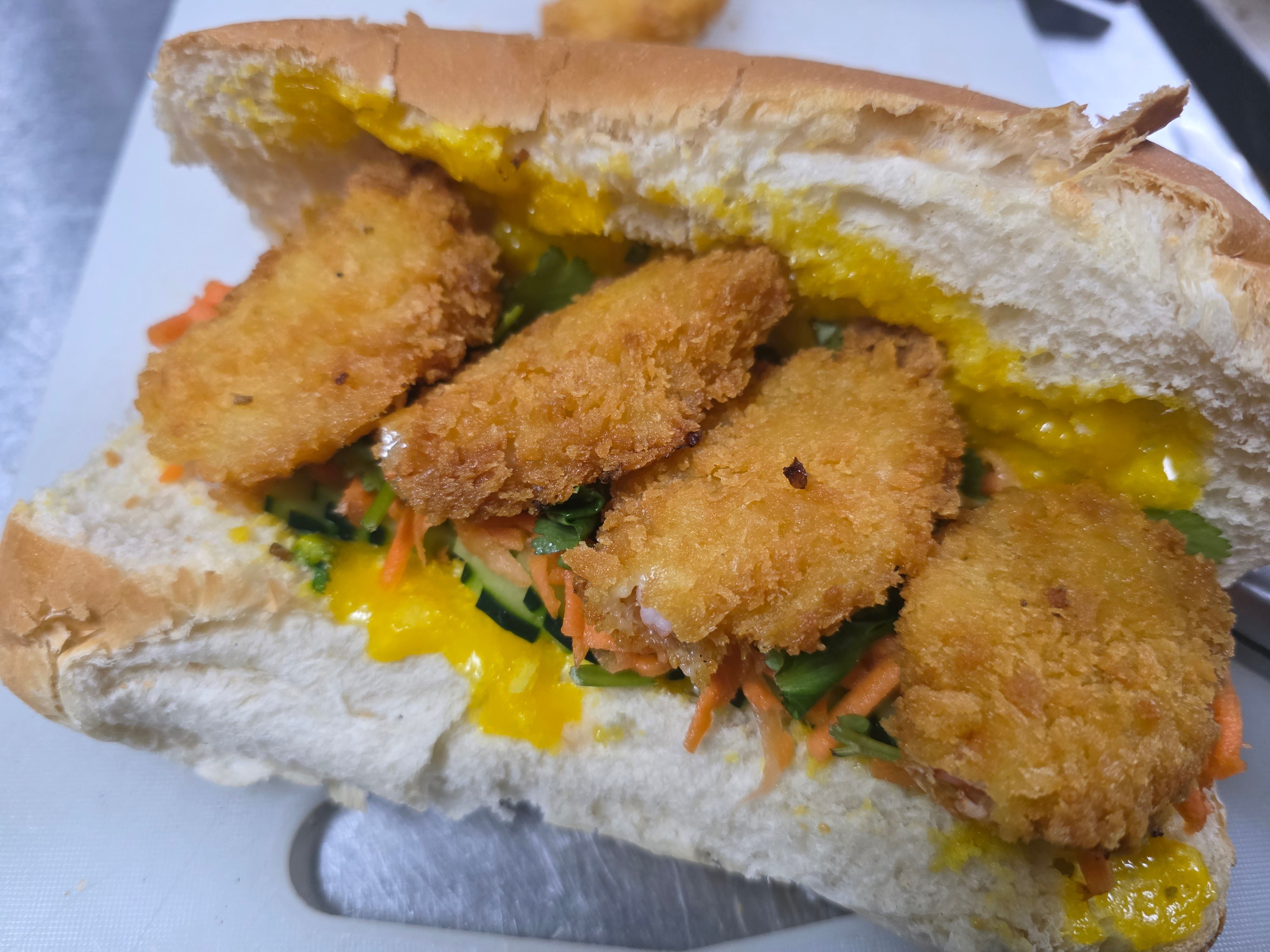 B8. Butterfly Shrimp Sandwish.