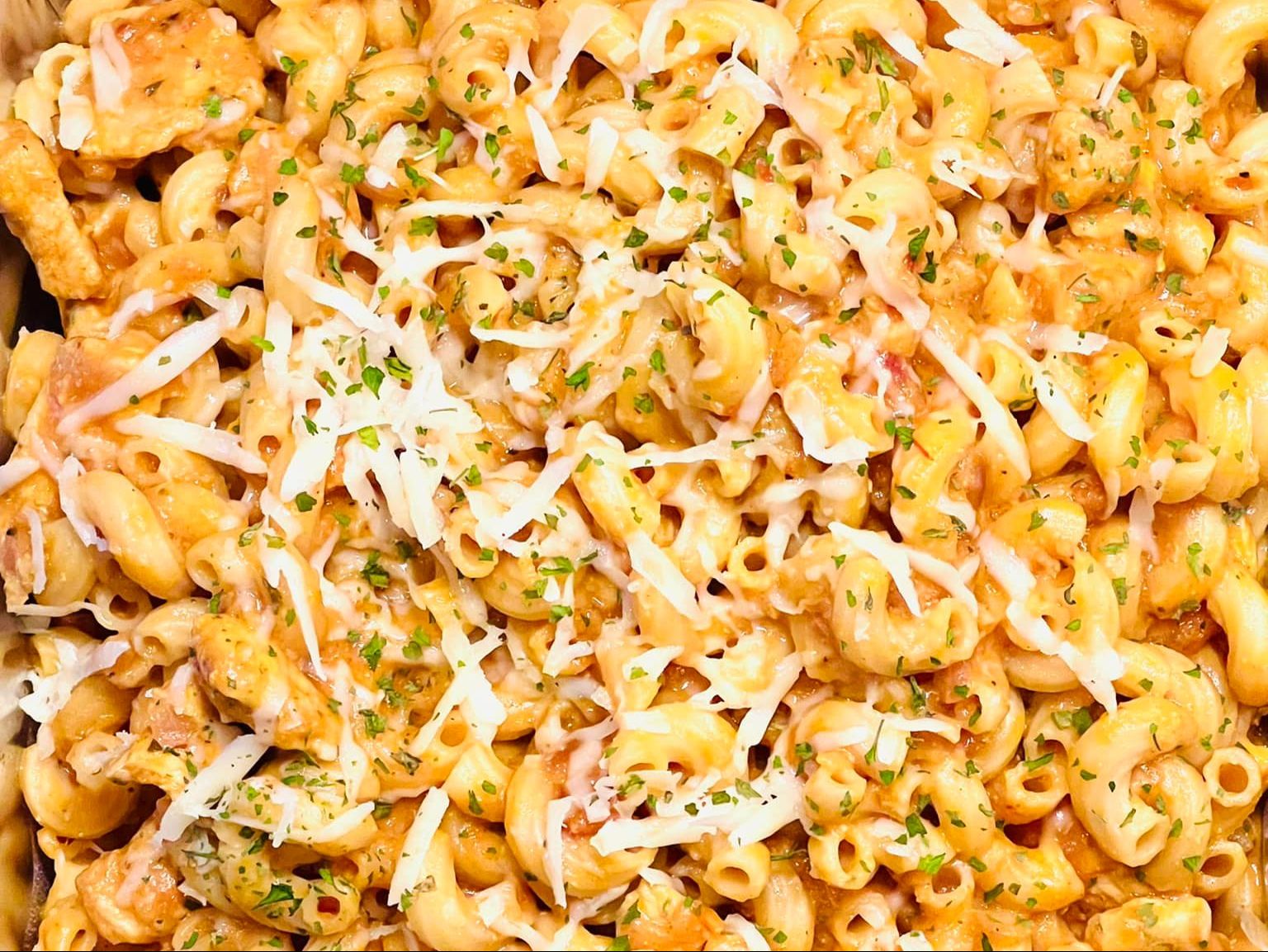 Butter Chicken Mac N Cheese.