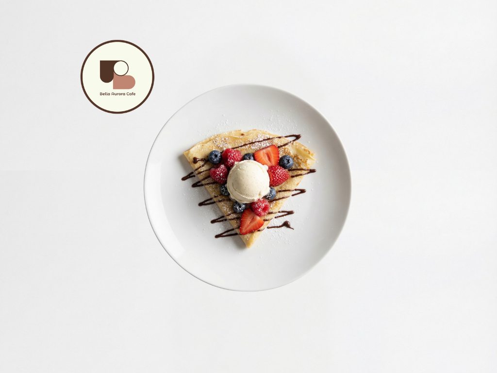 ROYAL FRUIT and ICE CREAMA CREPE