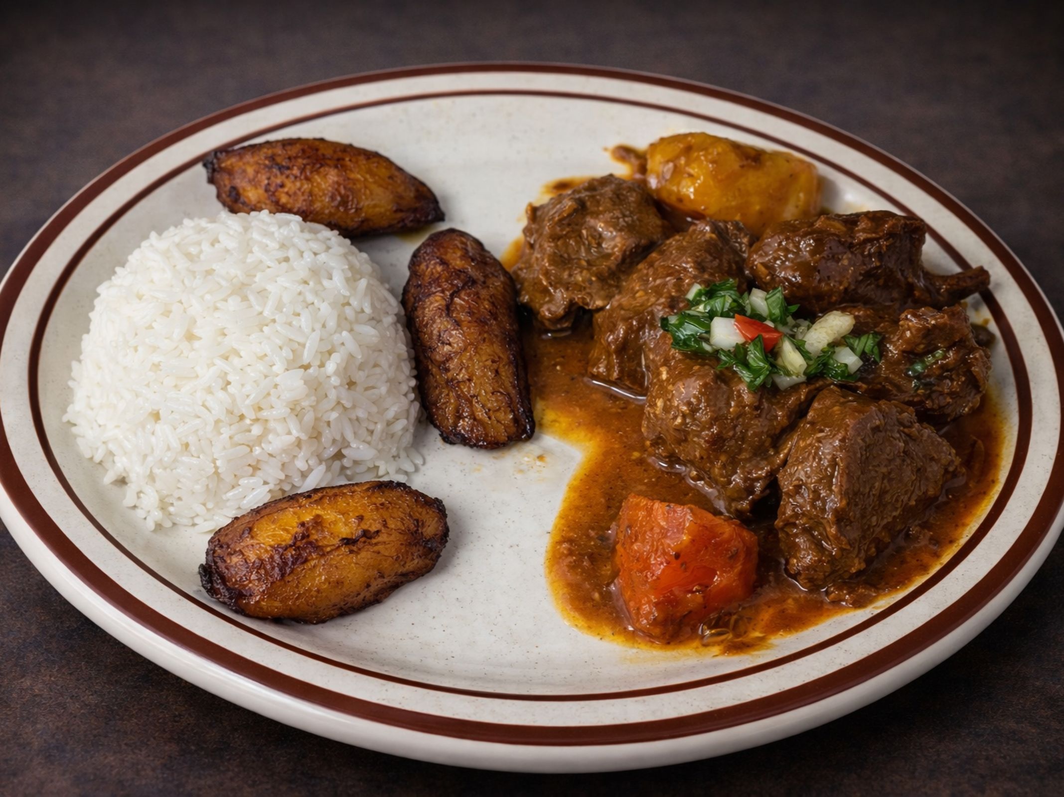 #8 Carne Guisada.