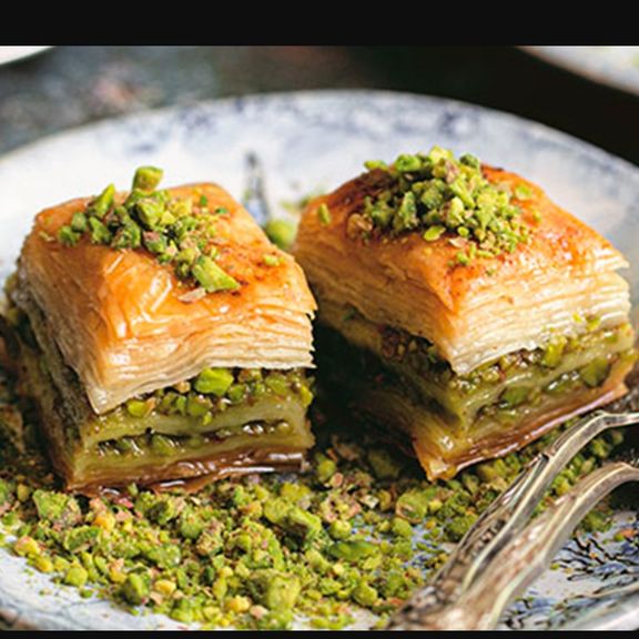 Baklava بقلافة