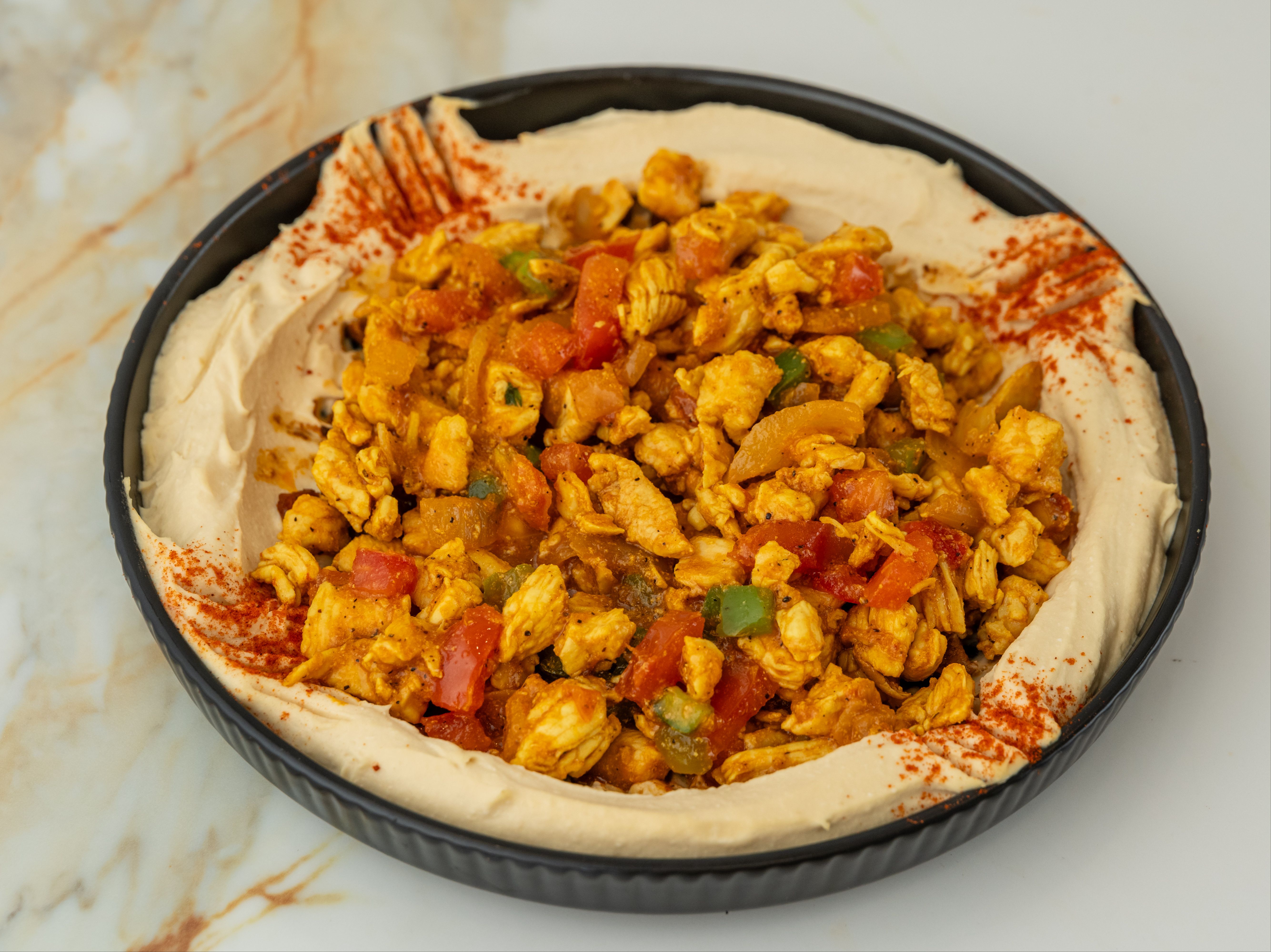 Hummus W Chicken.