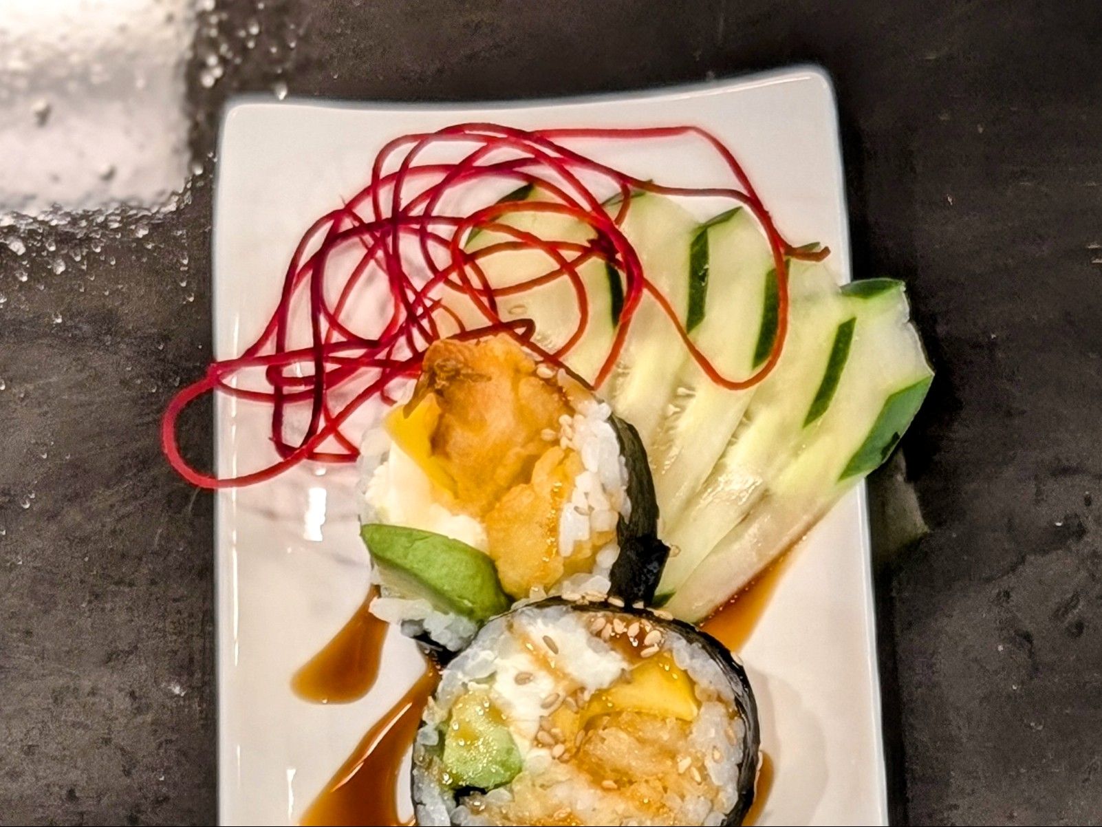 MANGO TEMPURA ROLL 6PCS.