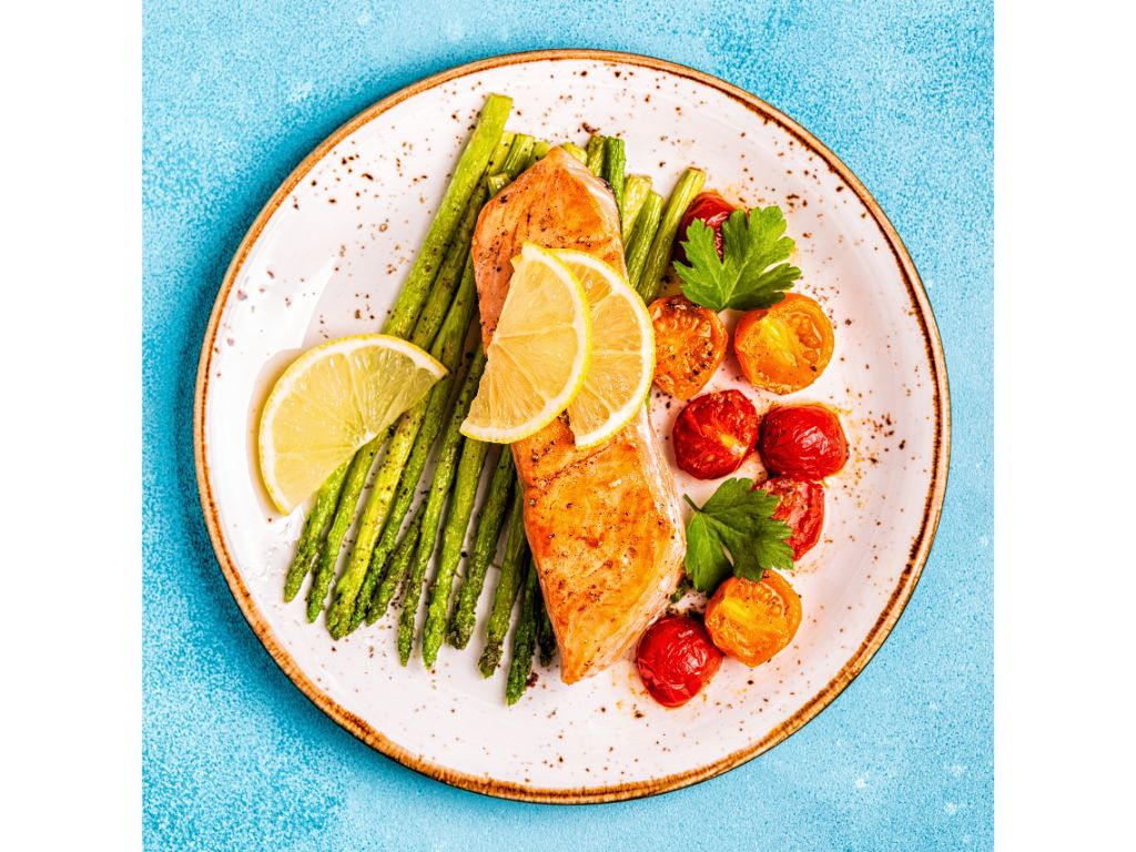 28.Grilled Salmon Platter.