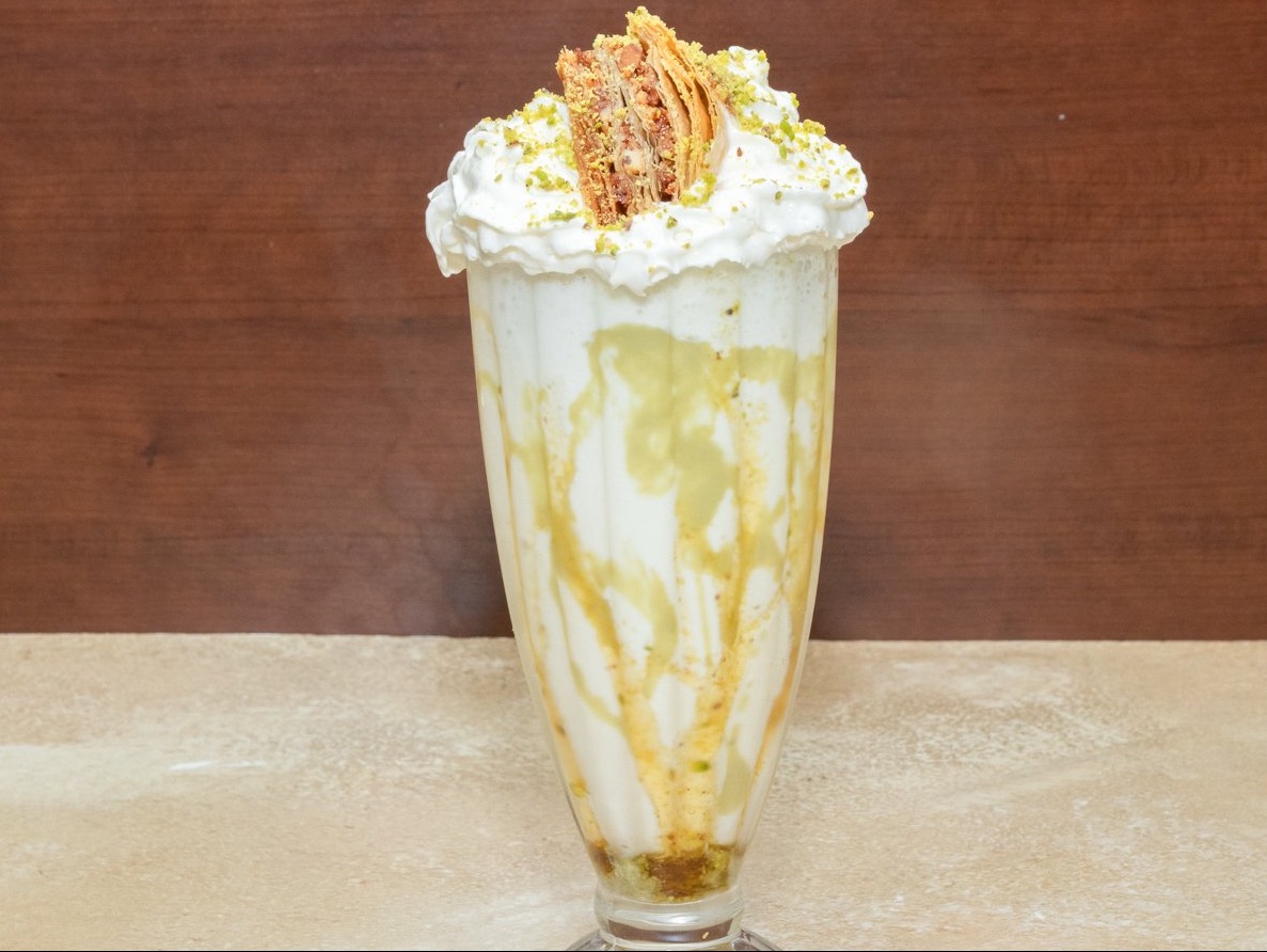 Baklava Premium Milkshake.