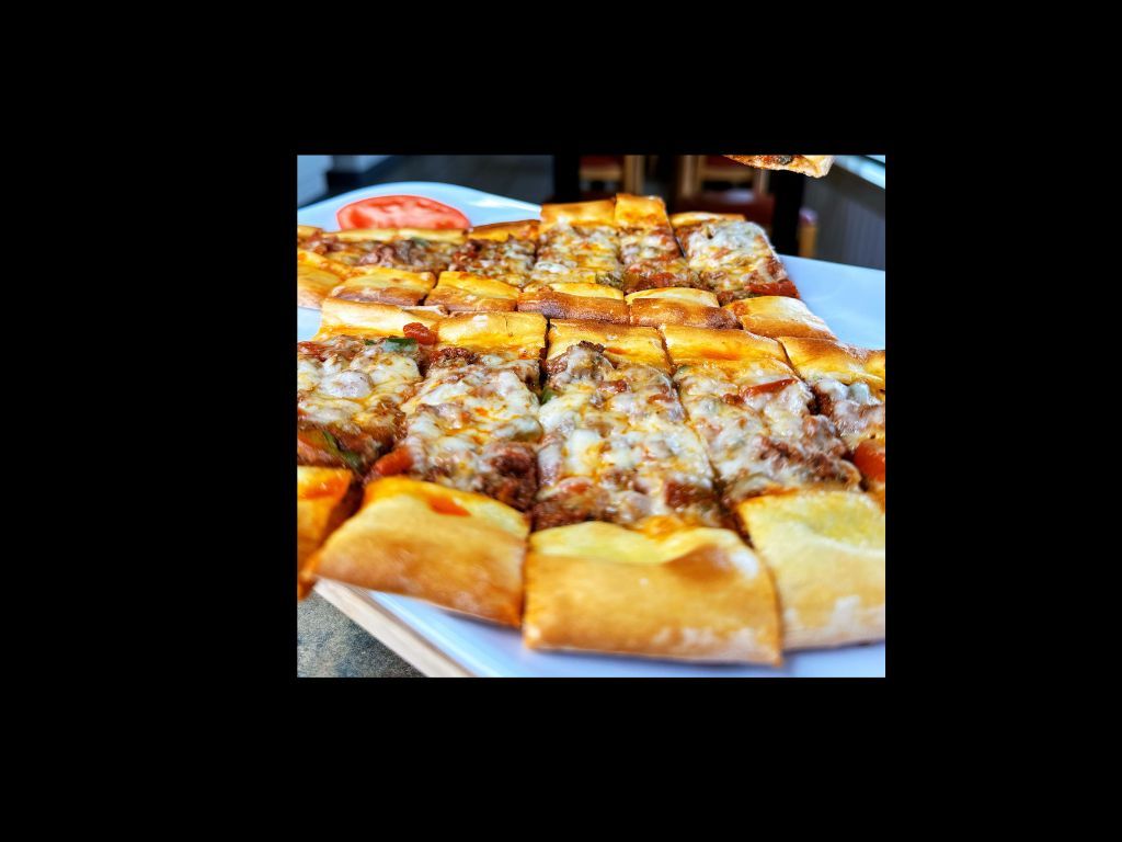 Karisik Pide (Mixed Meat With Cheese Pide).