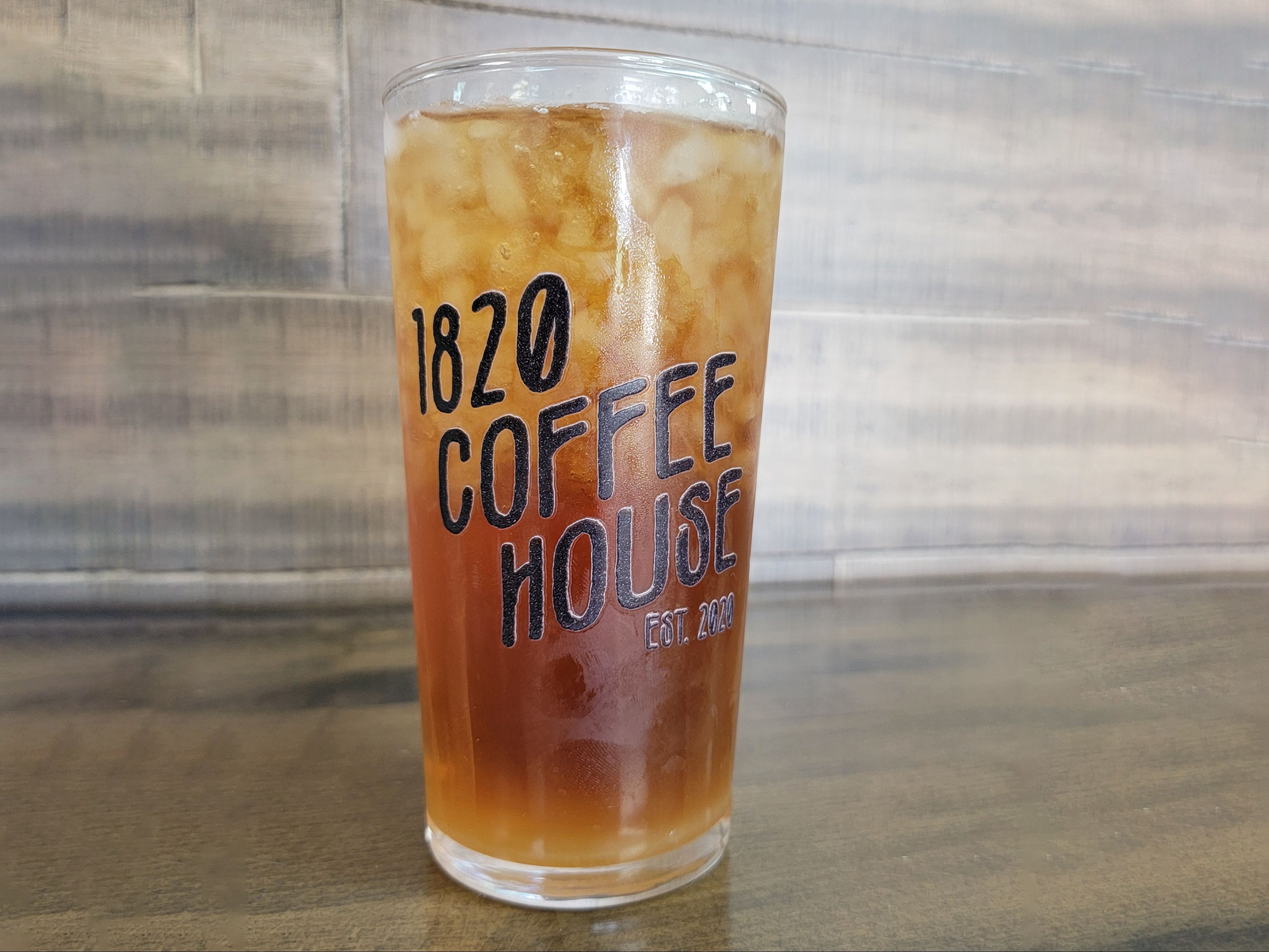 Honey Sweet Tea - 16 Oz..