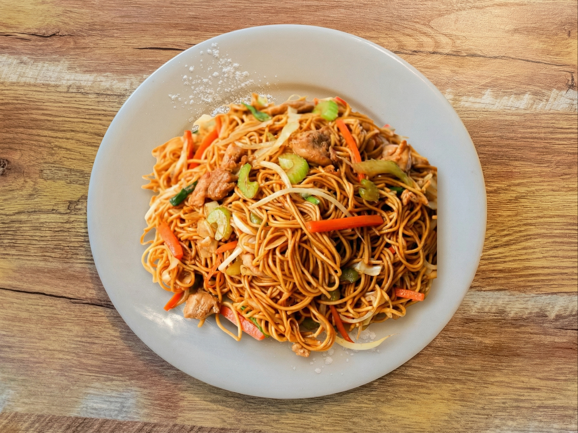 CHICKEN CHOW MEIN