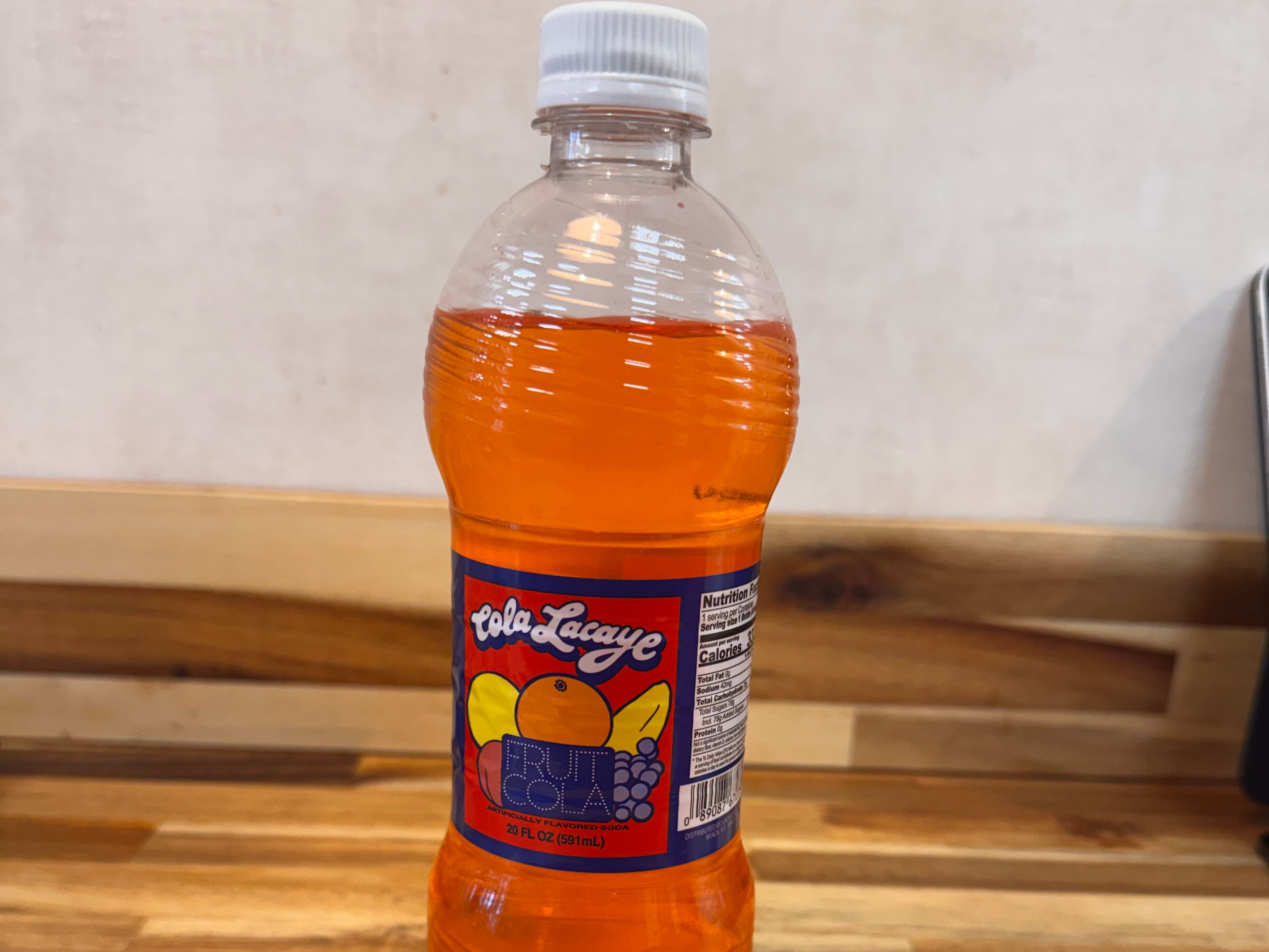 Cola Lakay.