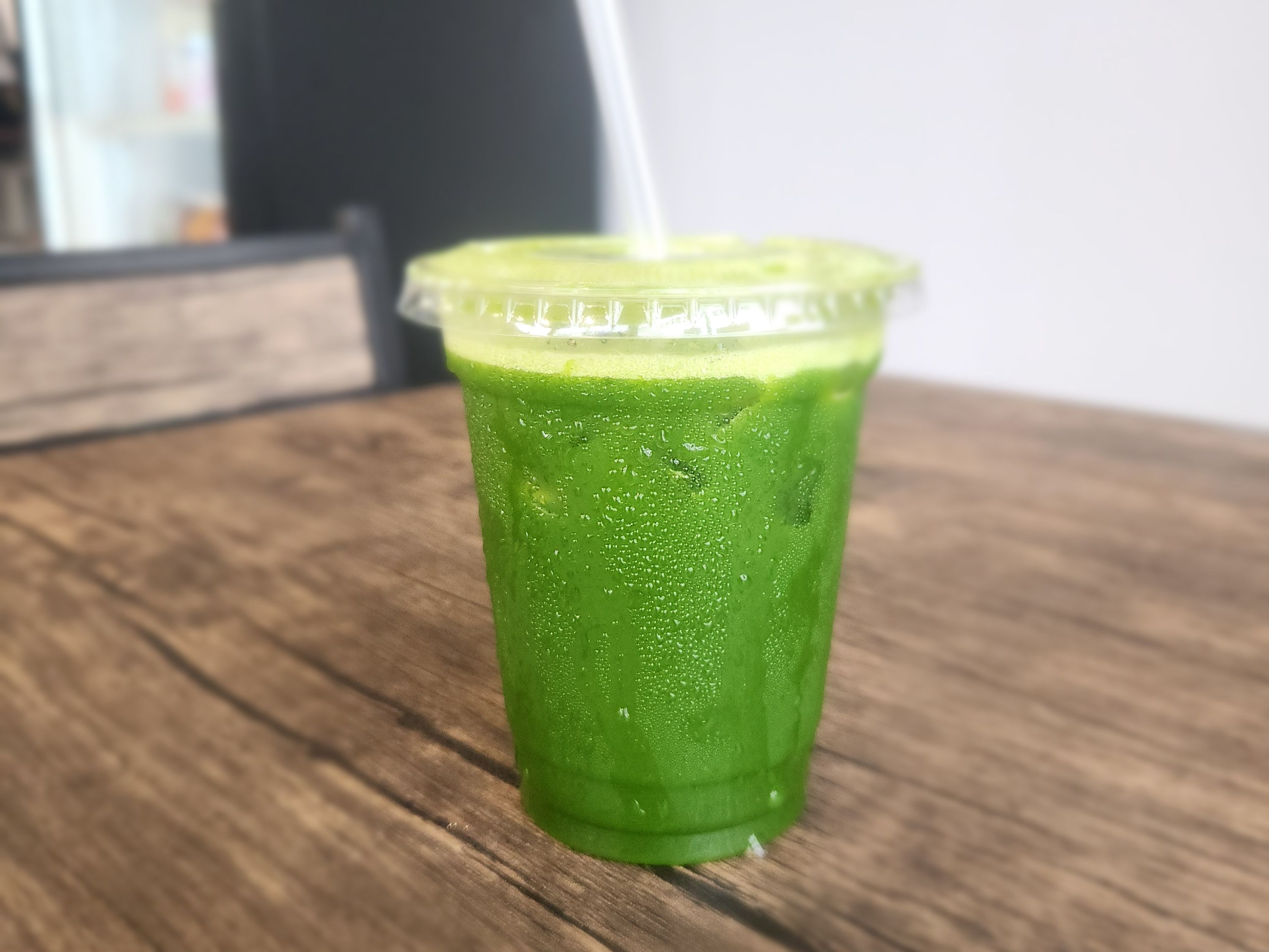 Spinach+Cucumber+Celery+Green Apple+Kiwi Juice.