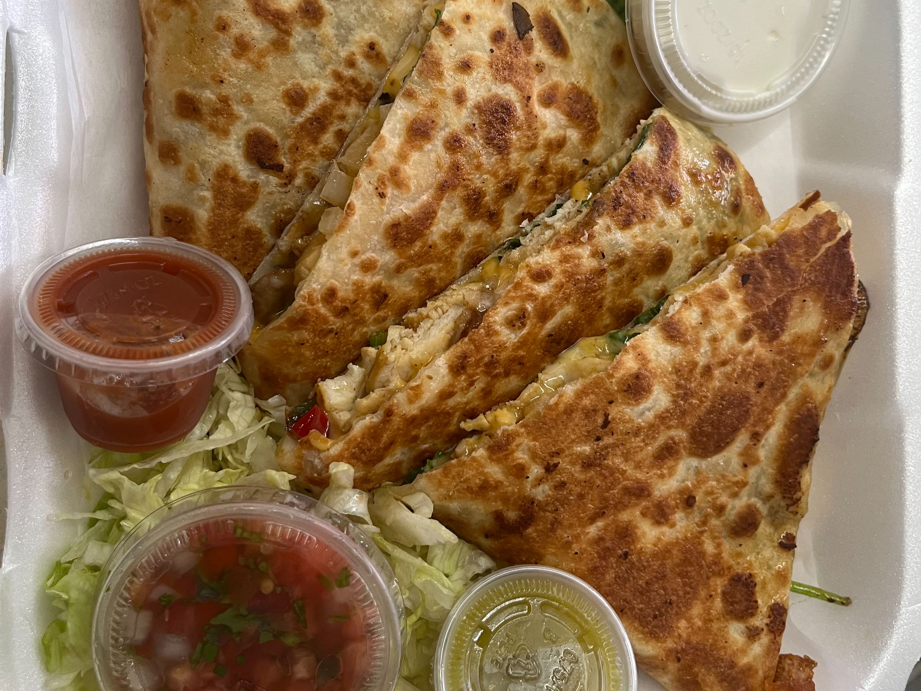 quesadilla carnitas