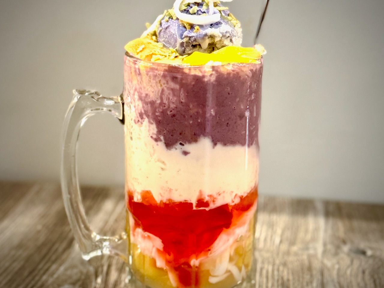 HaloHalo.