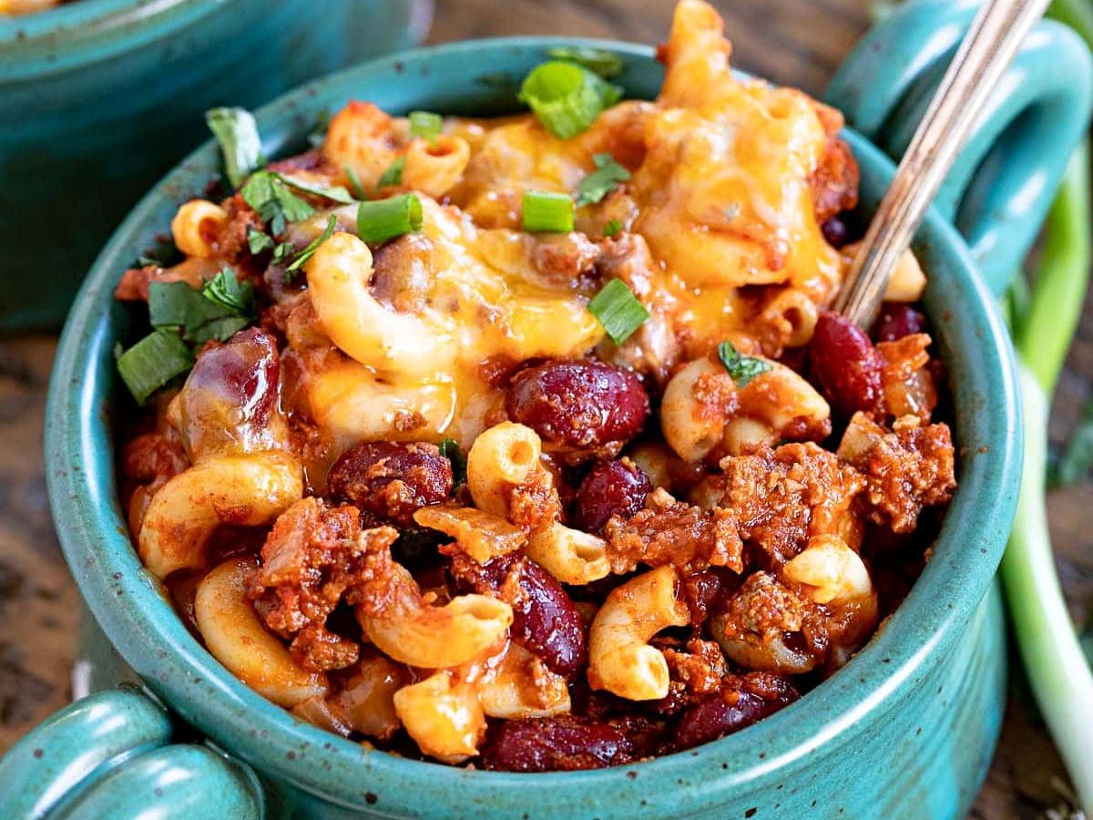 Hot Side Chili Mac & Cheese 12oz.