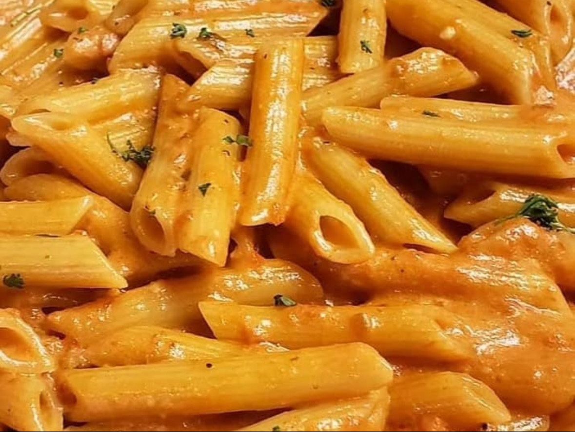 #6 Penne All Vodka W/ Chicken