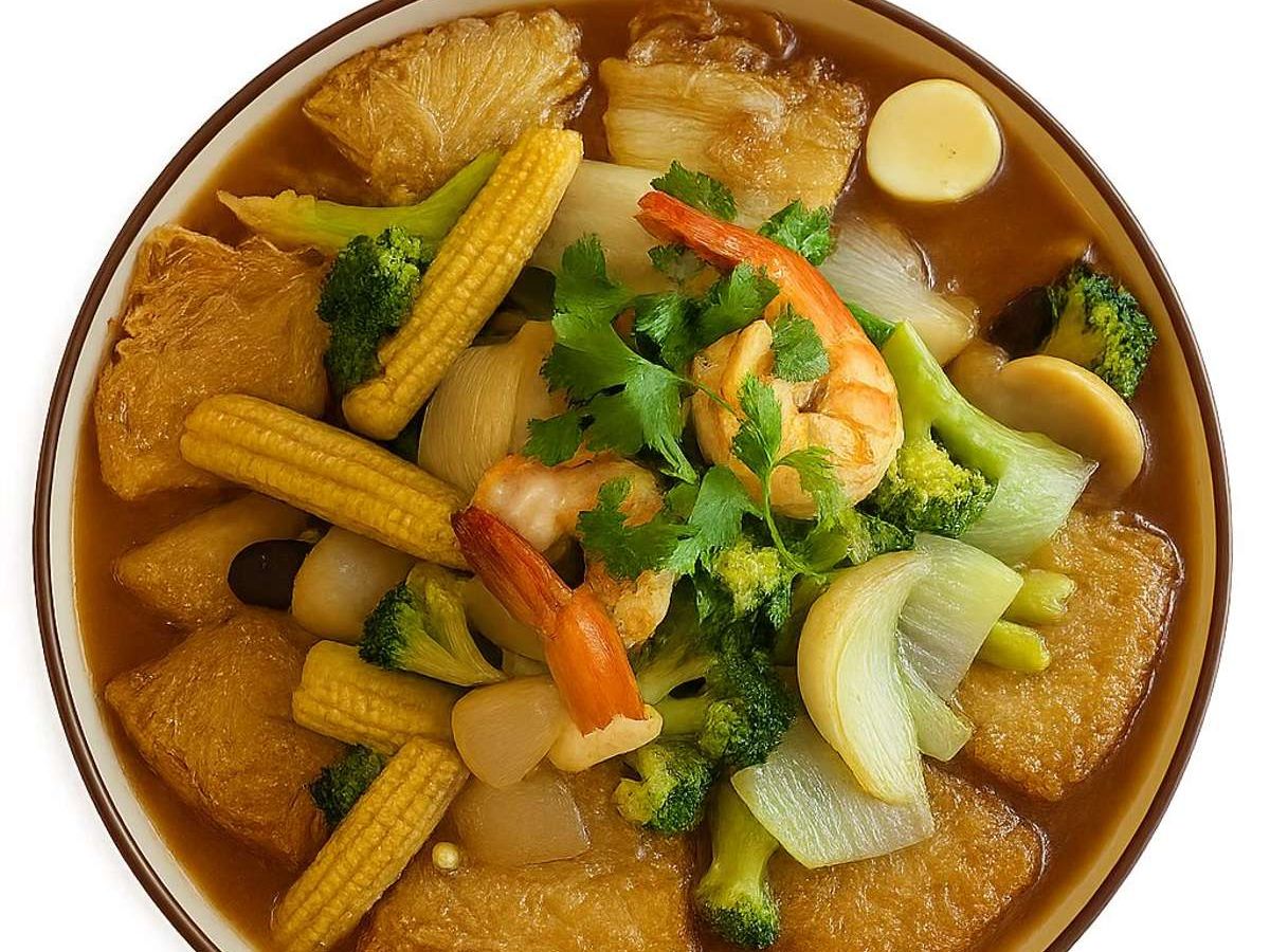 Phở Áp Chảo (Rice Noodle Pan-fried)