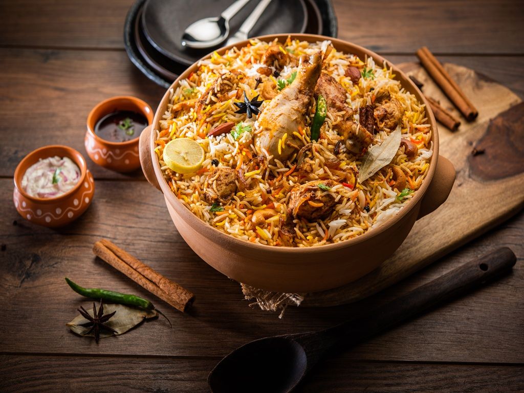 CHICKEN BIRYANI.
