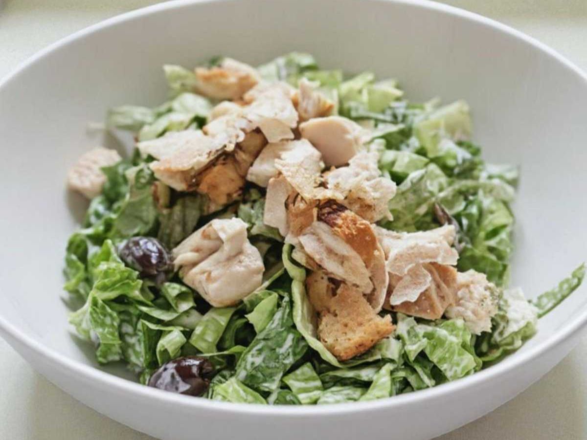 Fresh Caesar Salad: A Classic Italian Favorite