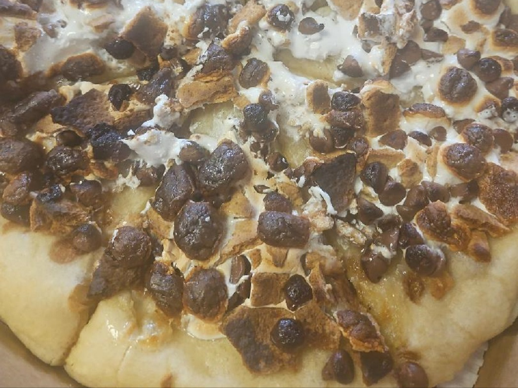 S'Mores Dessert Pizza.