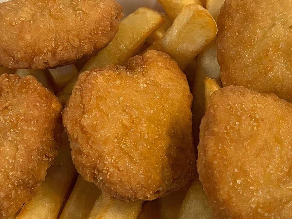5pc Chicken Nuggets & Fries.